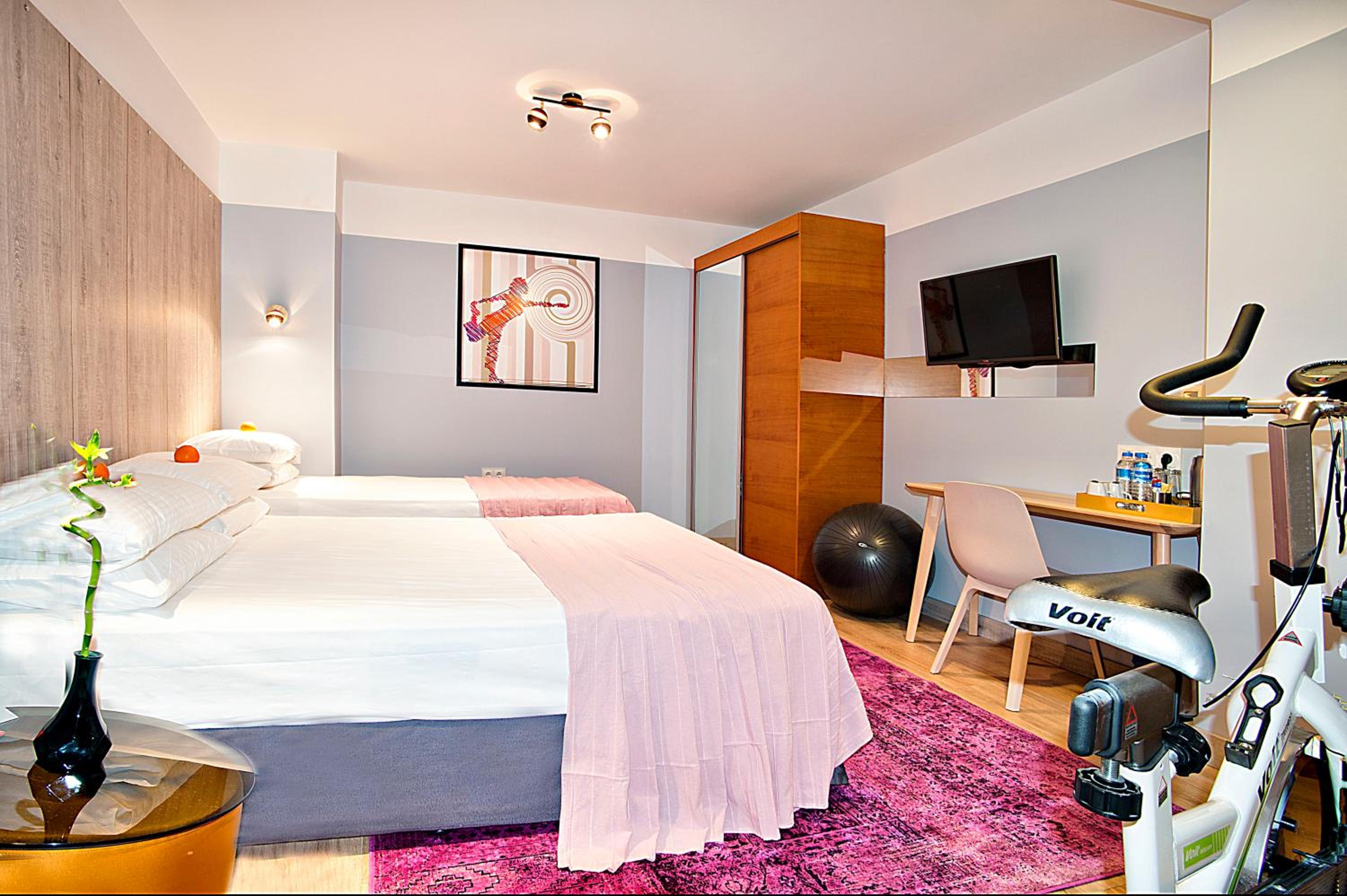 Standard Double or Twin Room- No View photo 2