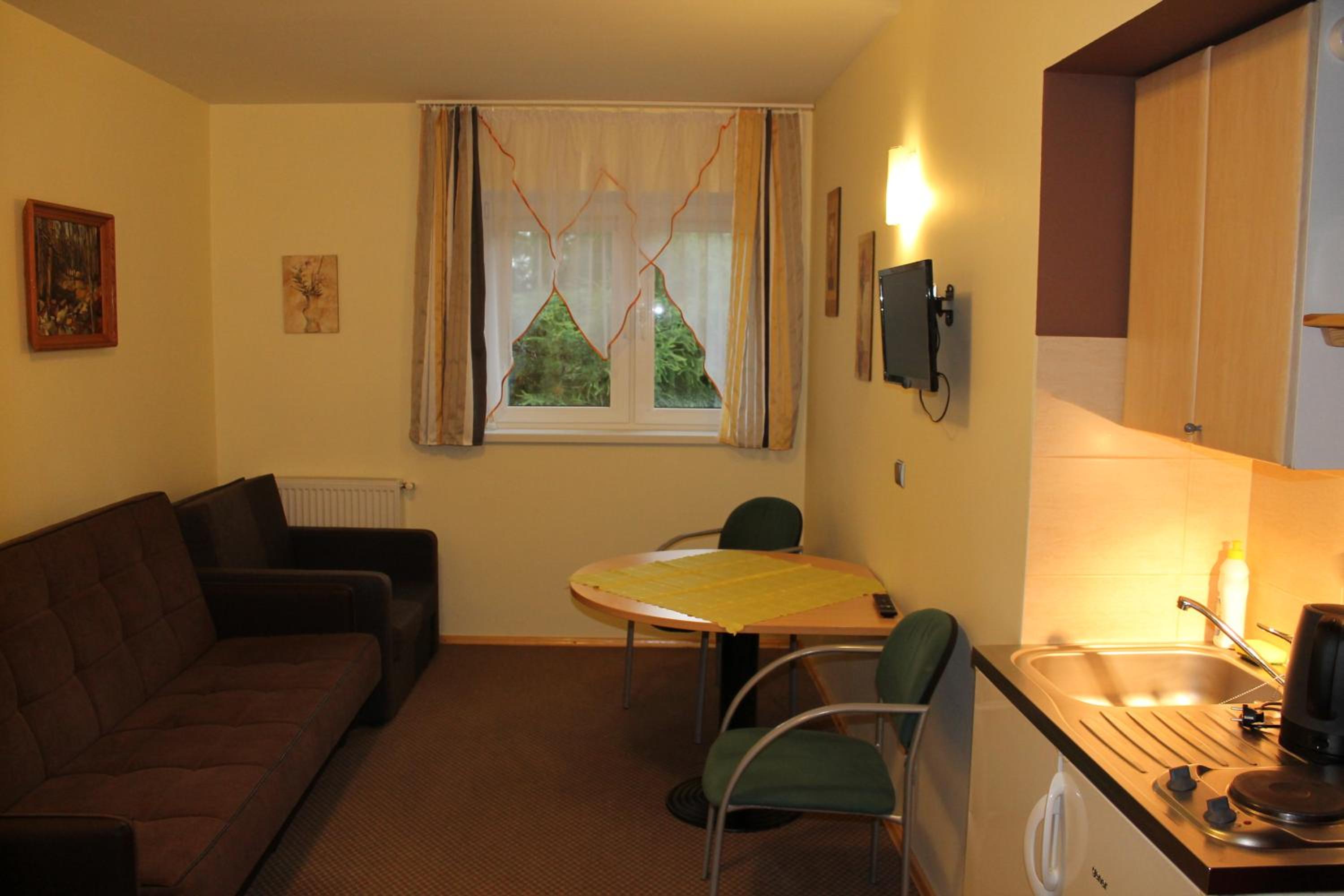 Double or Twin Room - Photo 18