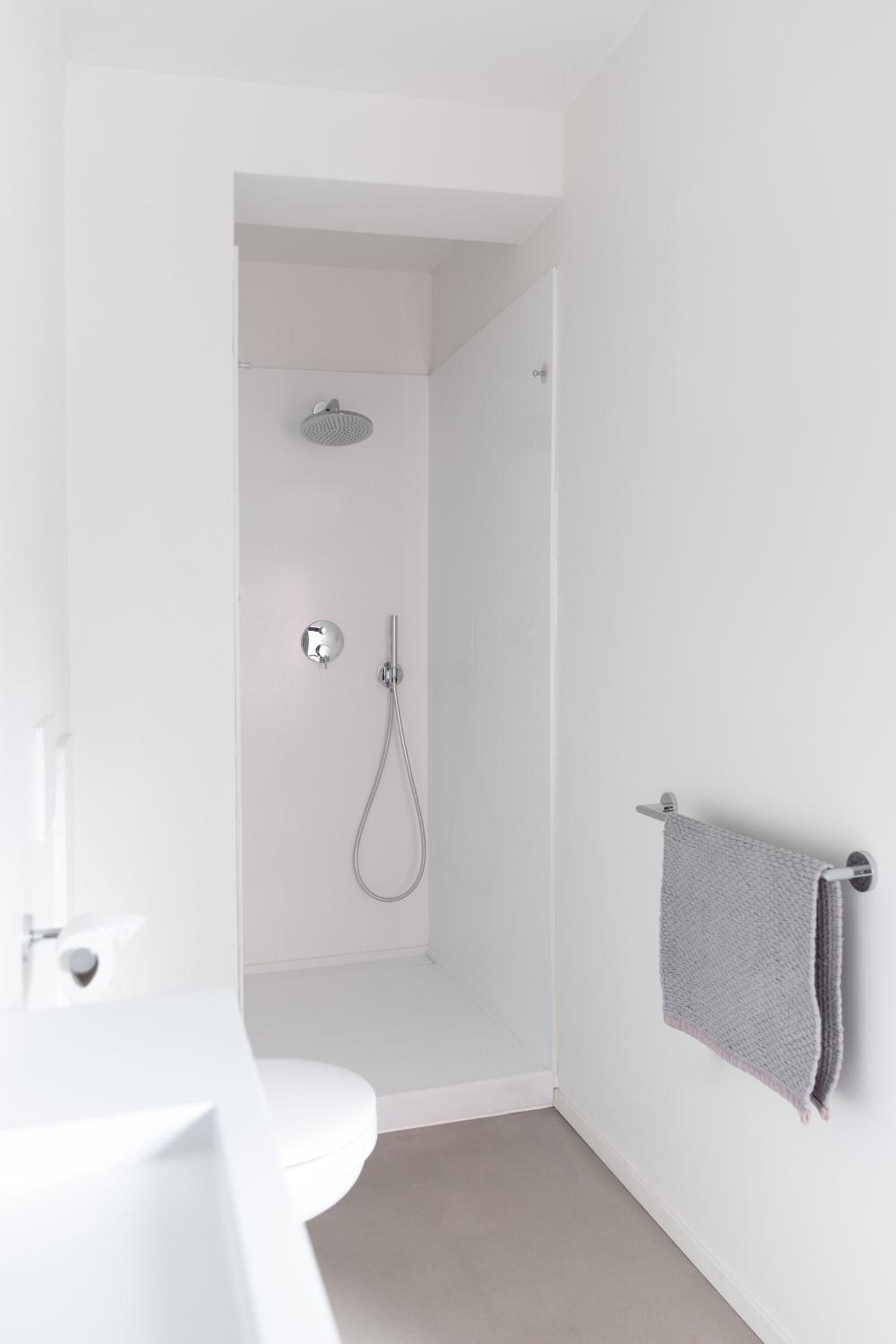 Double or Twin Room with Private Bathroom photo 2