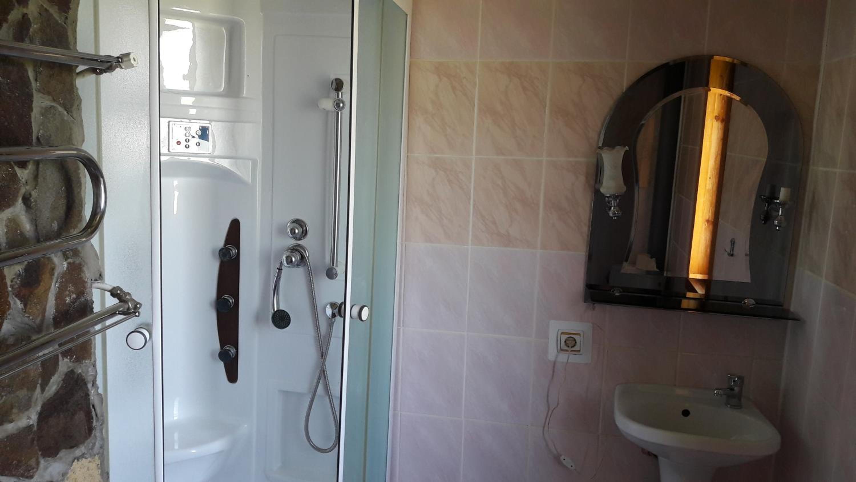 Double Room with Shared Bathroom photo 3