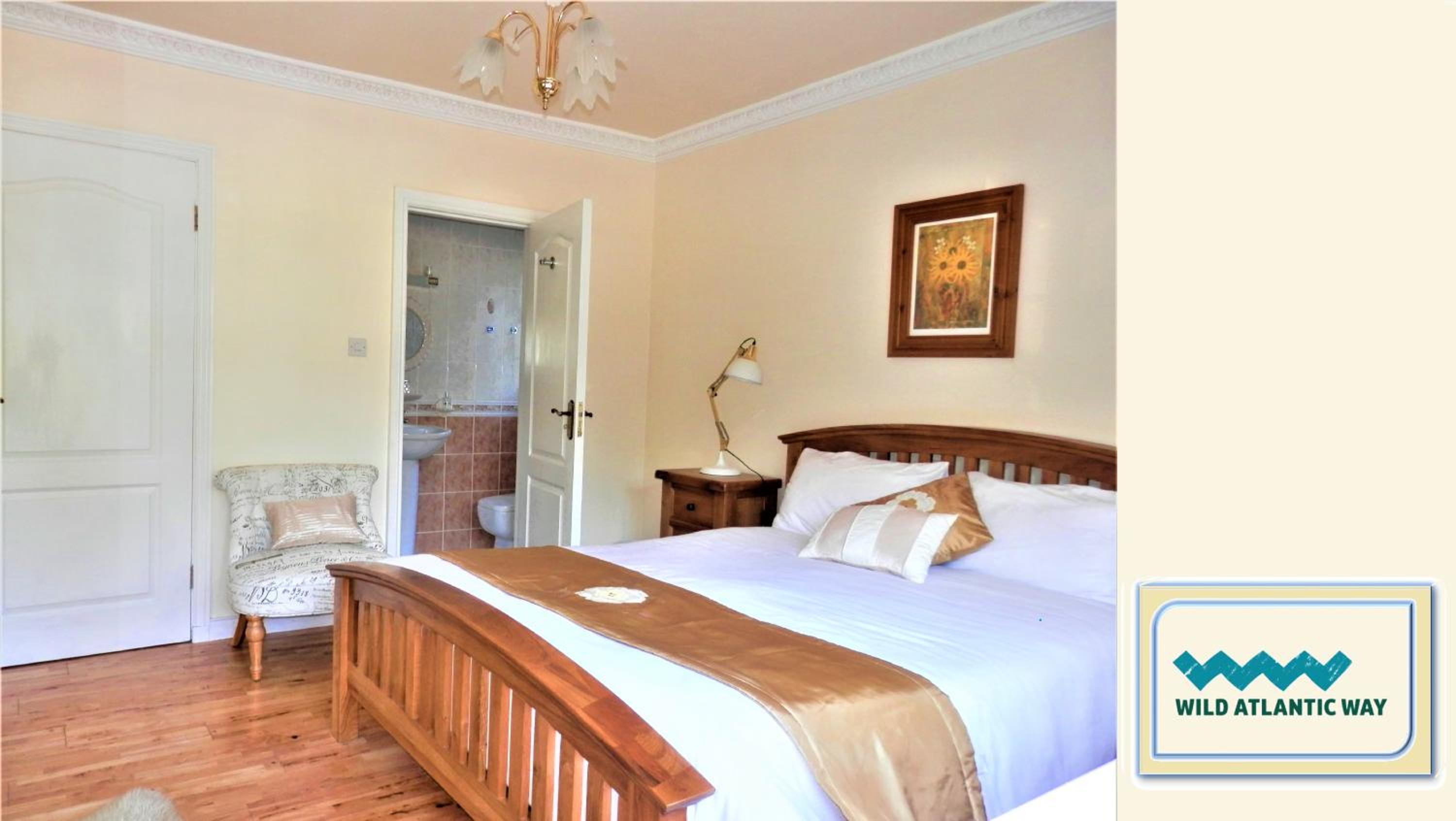 Deluxe Double Room - Photo 3