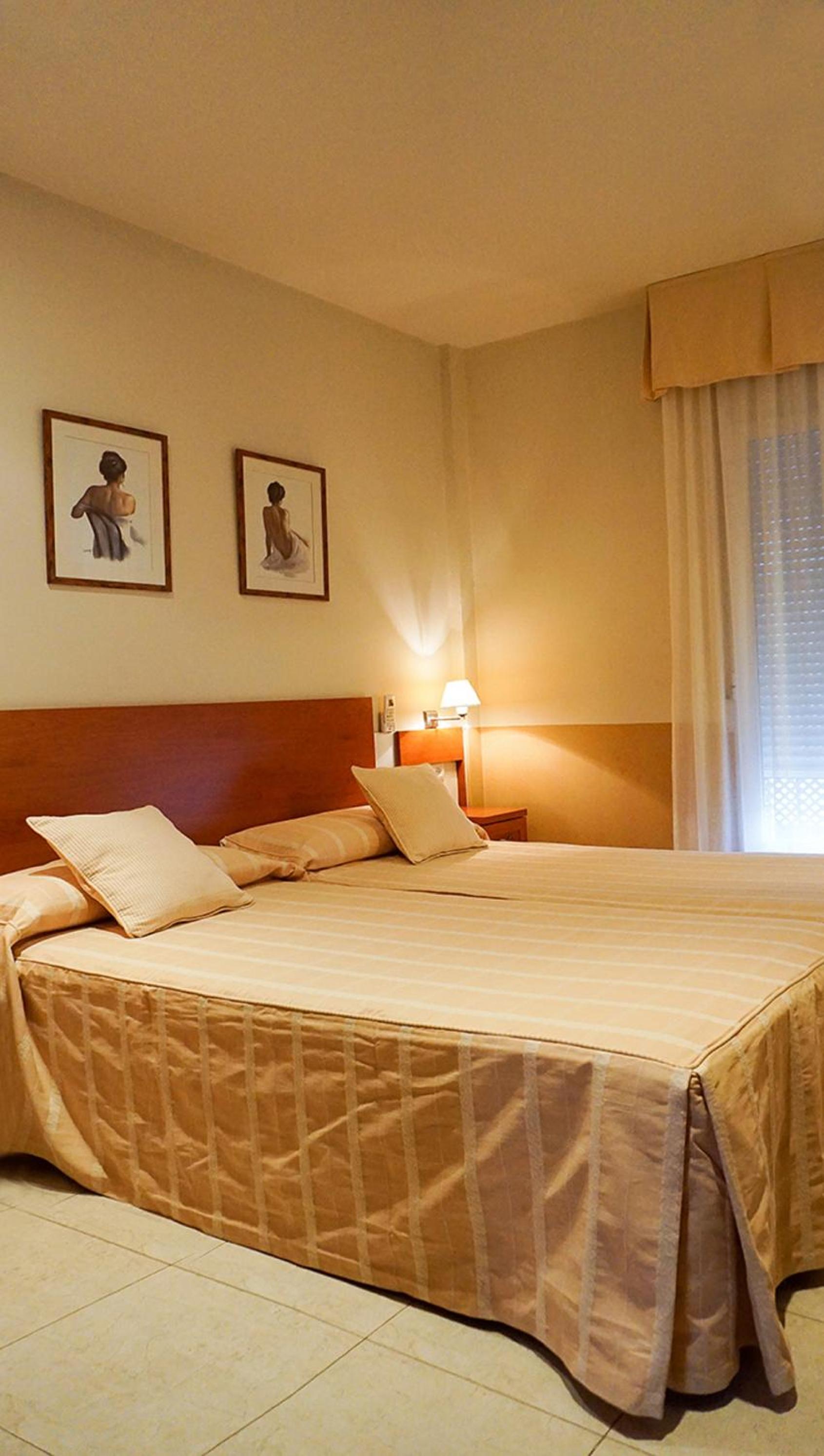 Habitación Doble o con Dos Camas