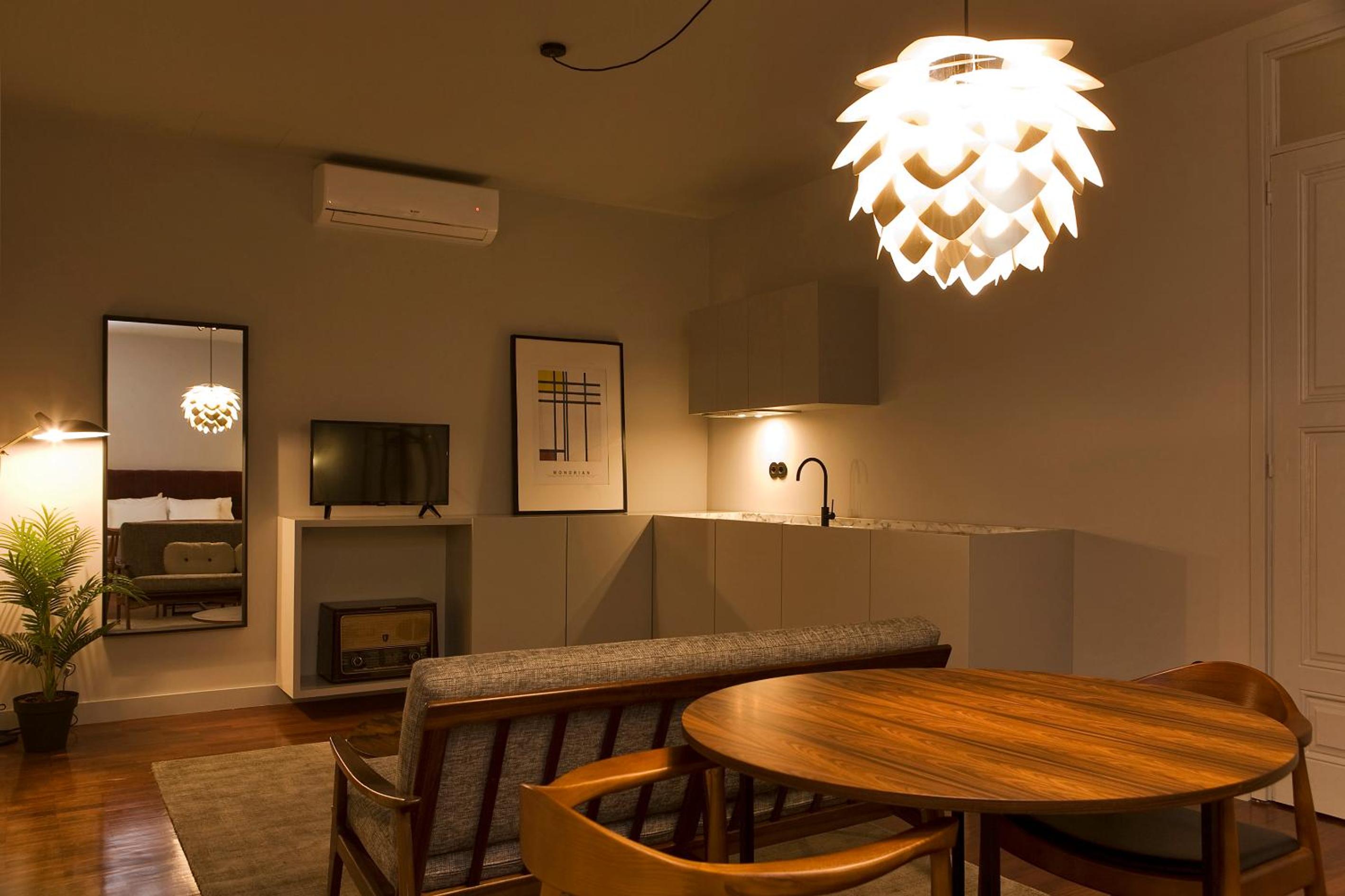 Apartment - Photo 2
