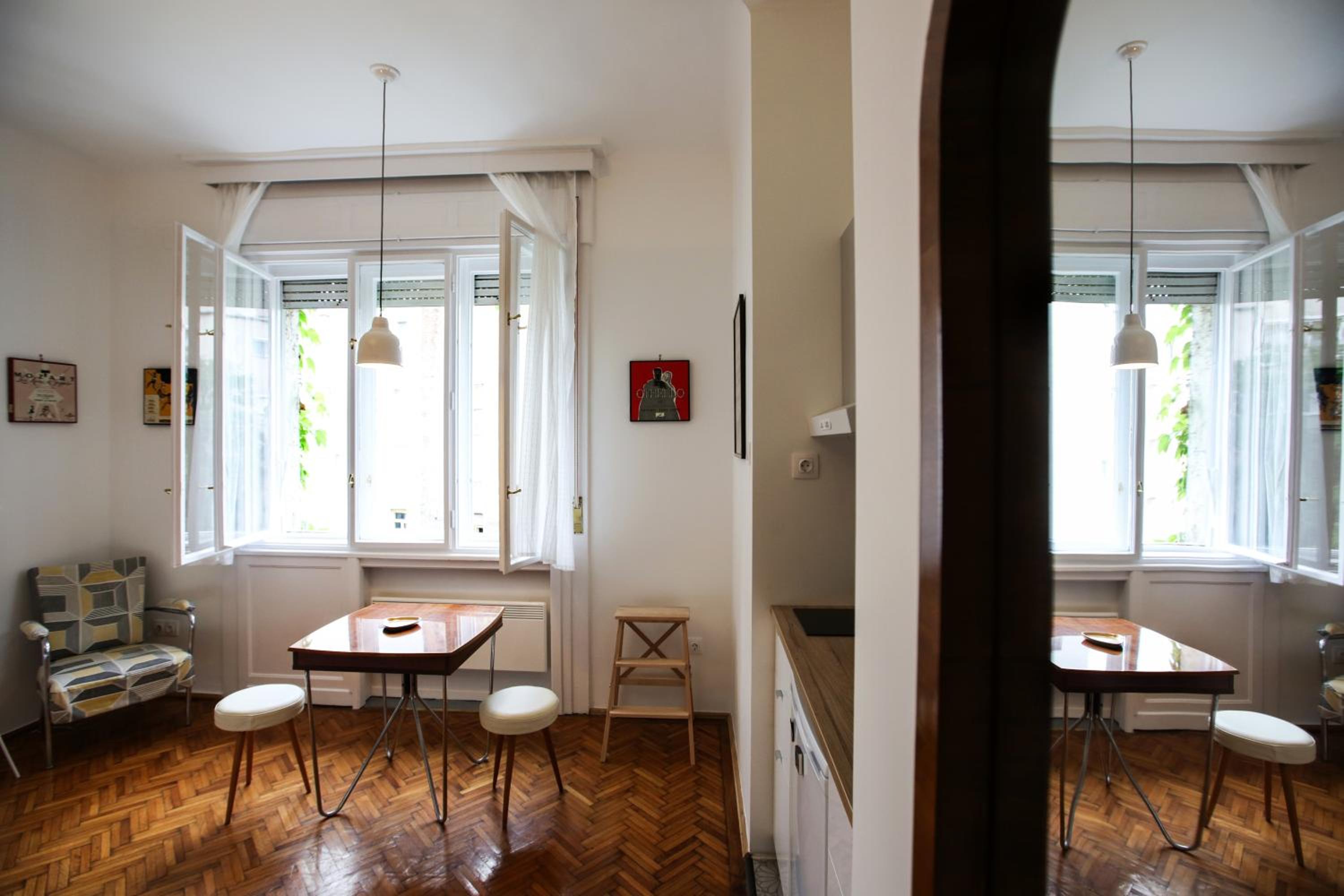 Apartment - Photo 11
