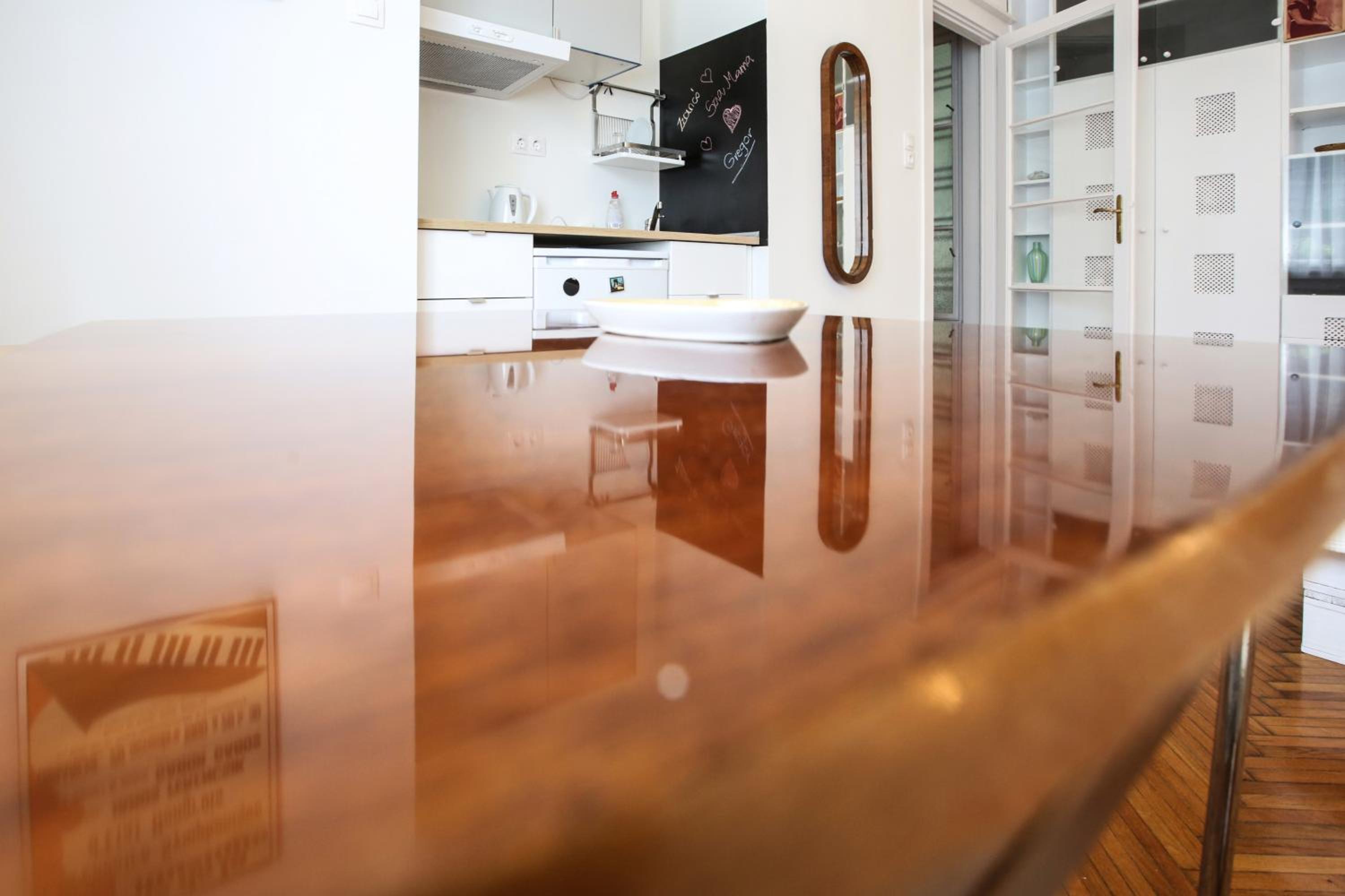 Apartment - Photo 8