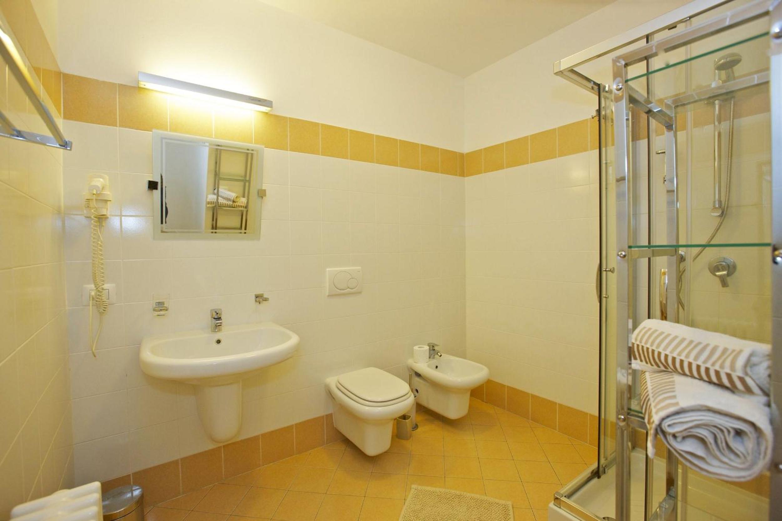 Two-Bedroom Apartment photo 3