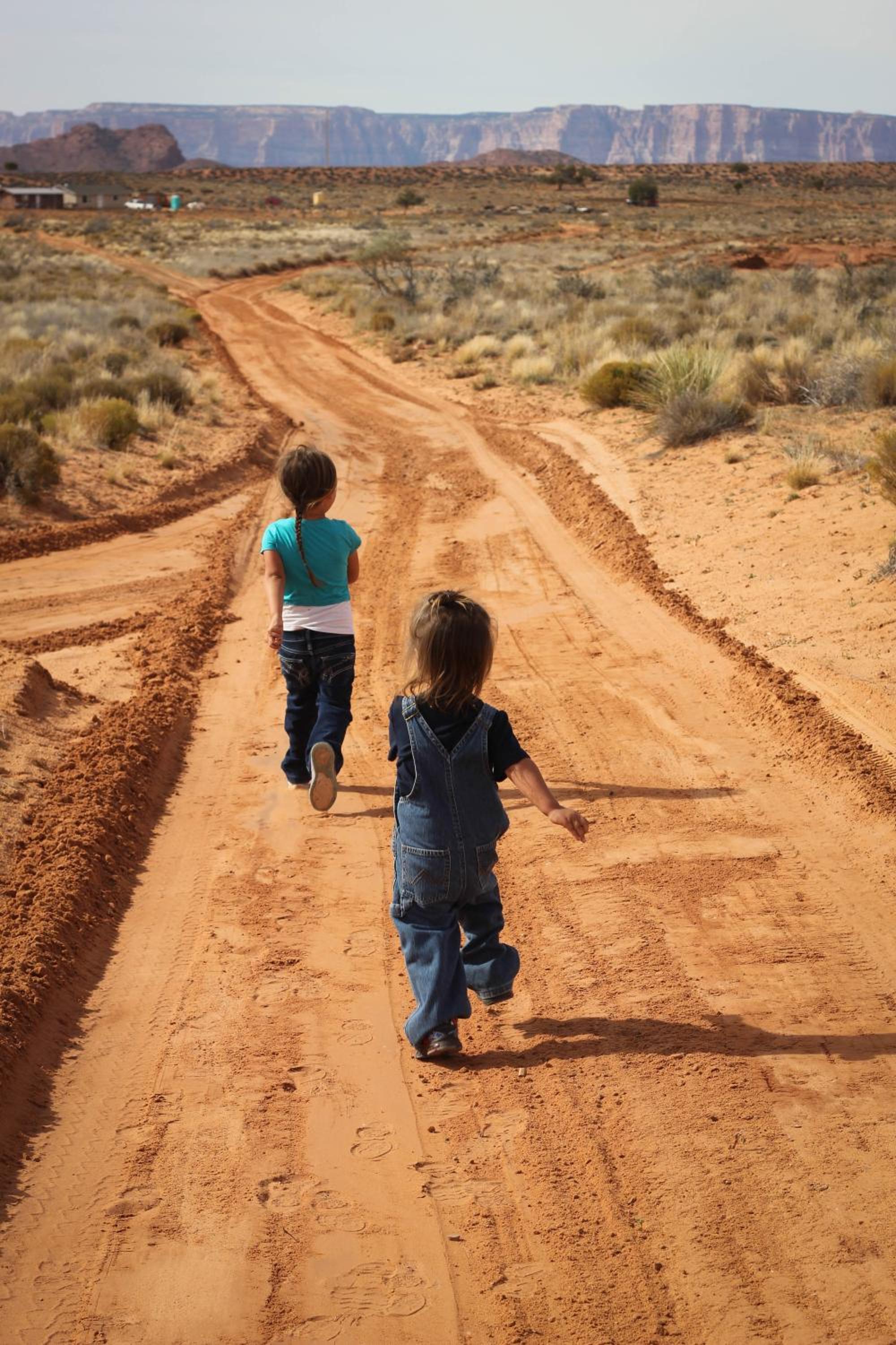 Traditional Navajo Hogan (1) - Photo 13