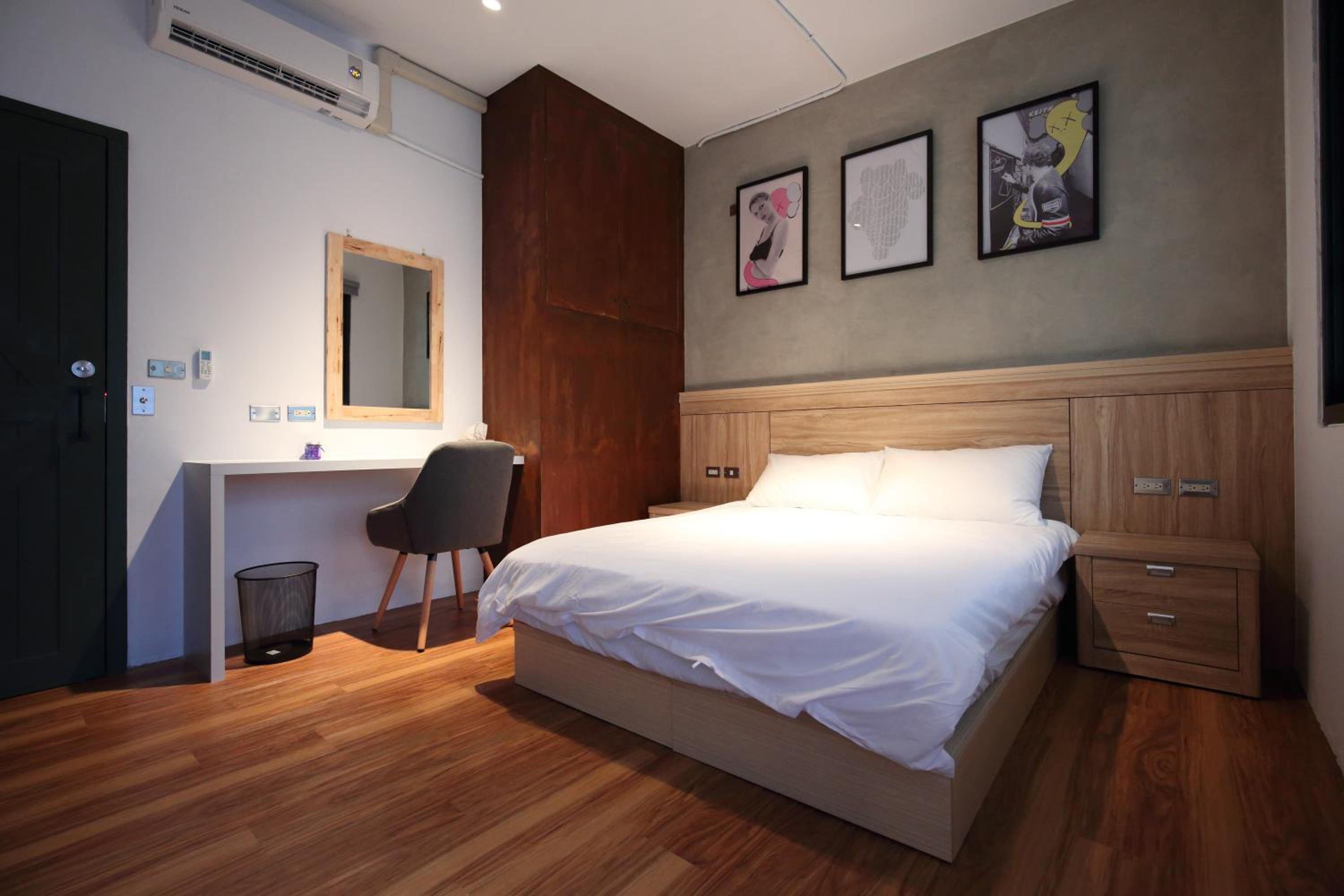 Suite with Balcony photo 1