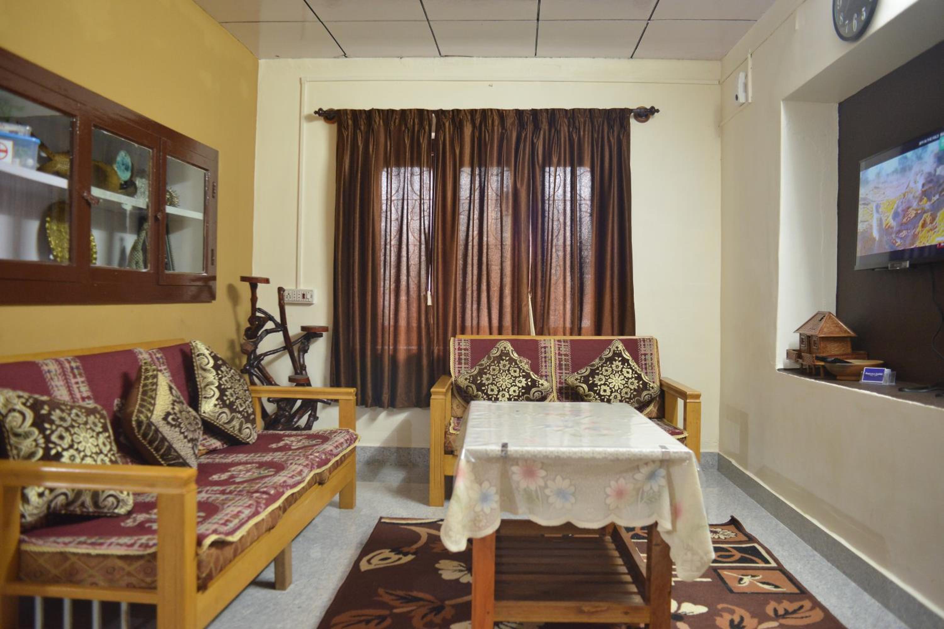 Standard Double or Twin Room photo 1