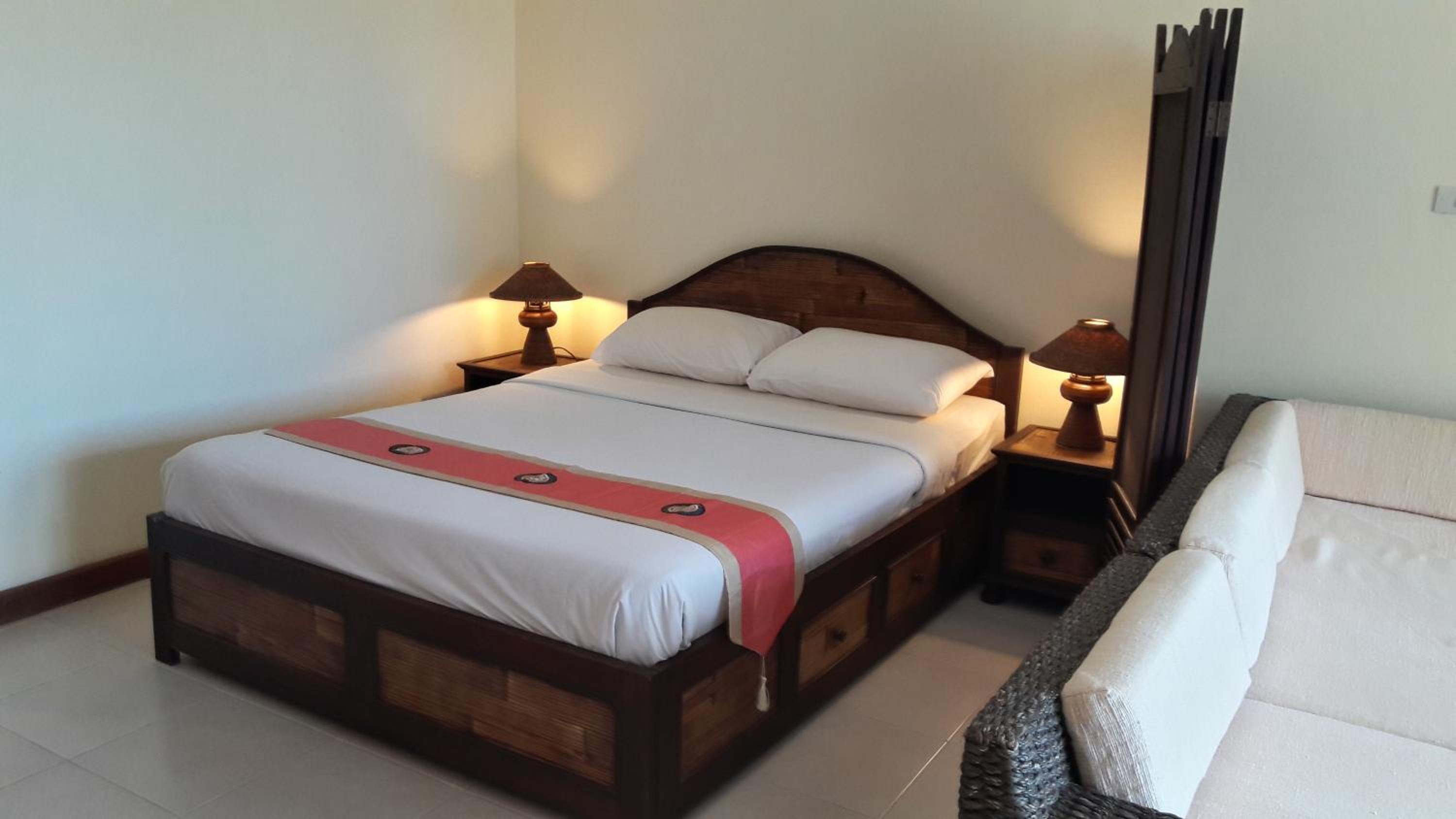 Studio Apartment photo 3
