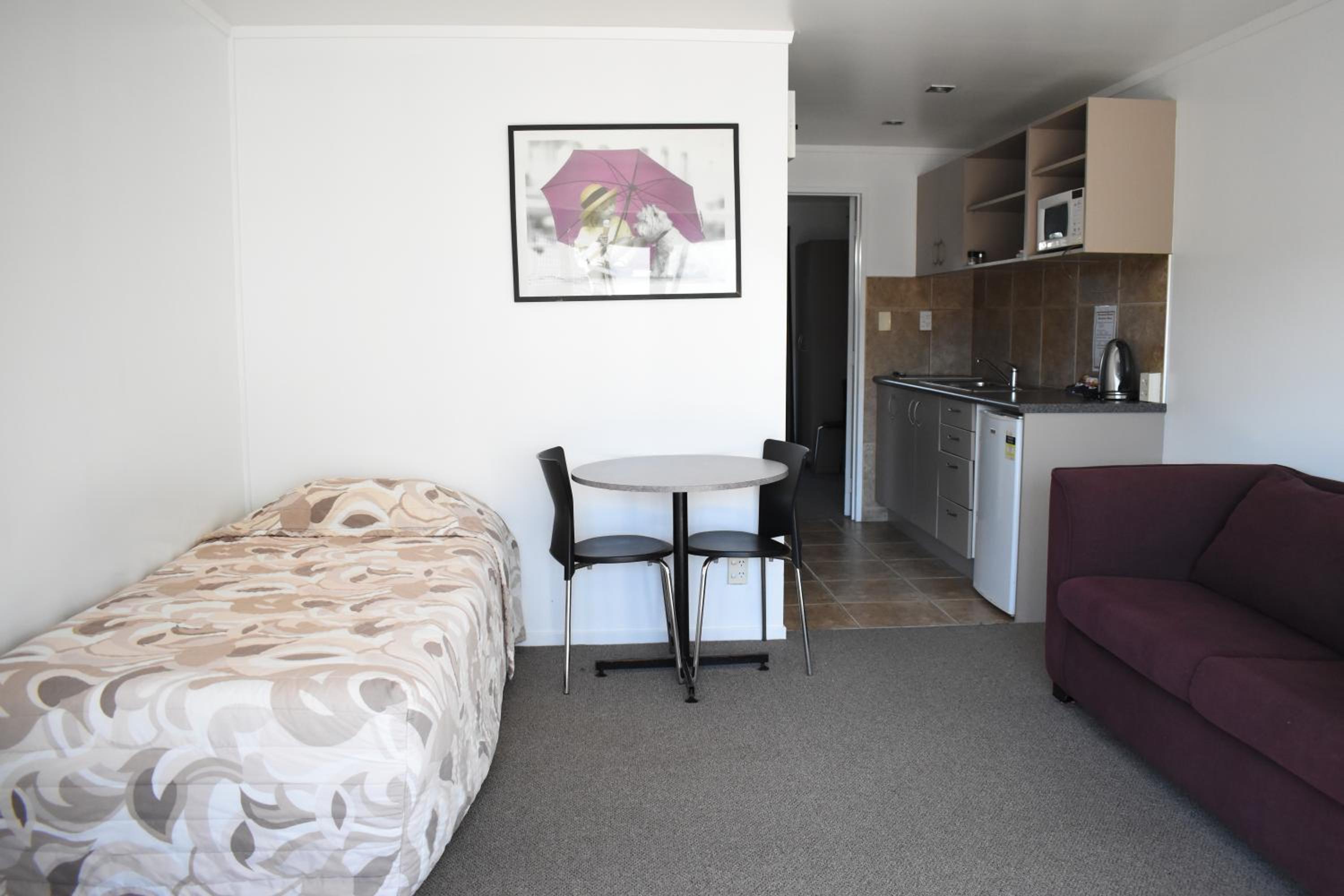 One-Bedroom Suite photo 1