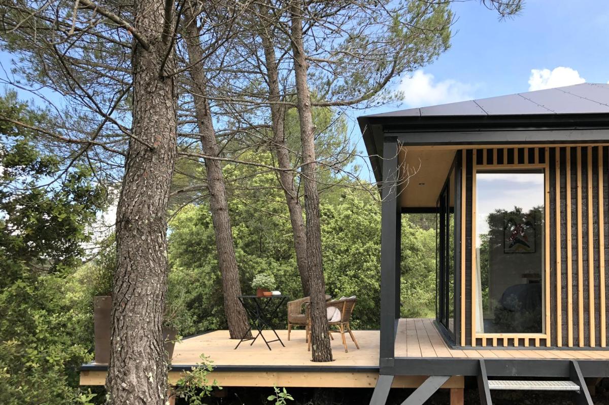 Standard Hut - Photo 3