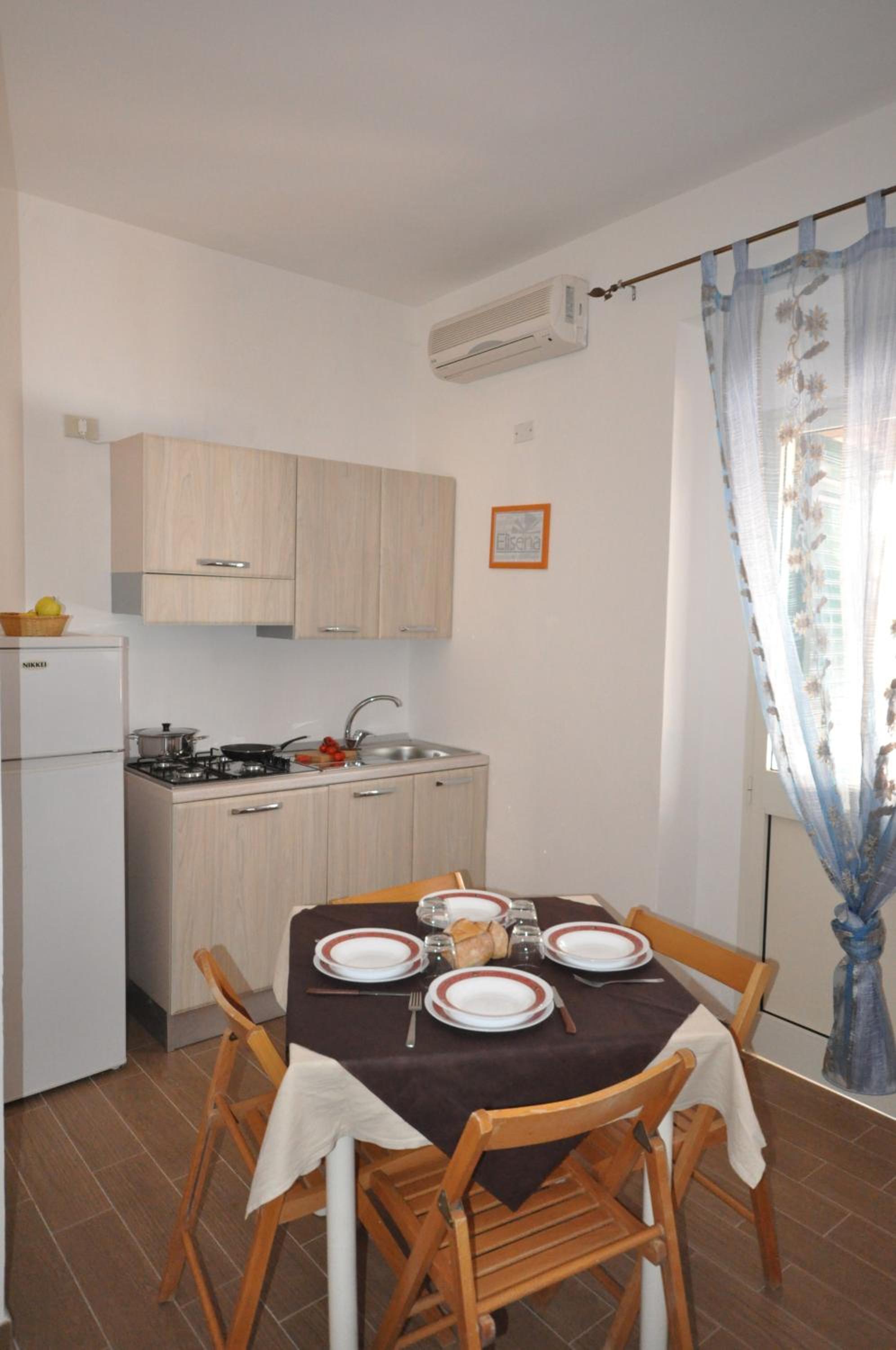 Studio (4 Adults) with Patio photo 2
