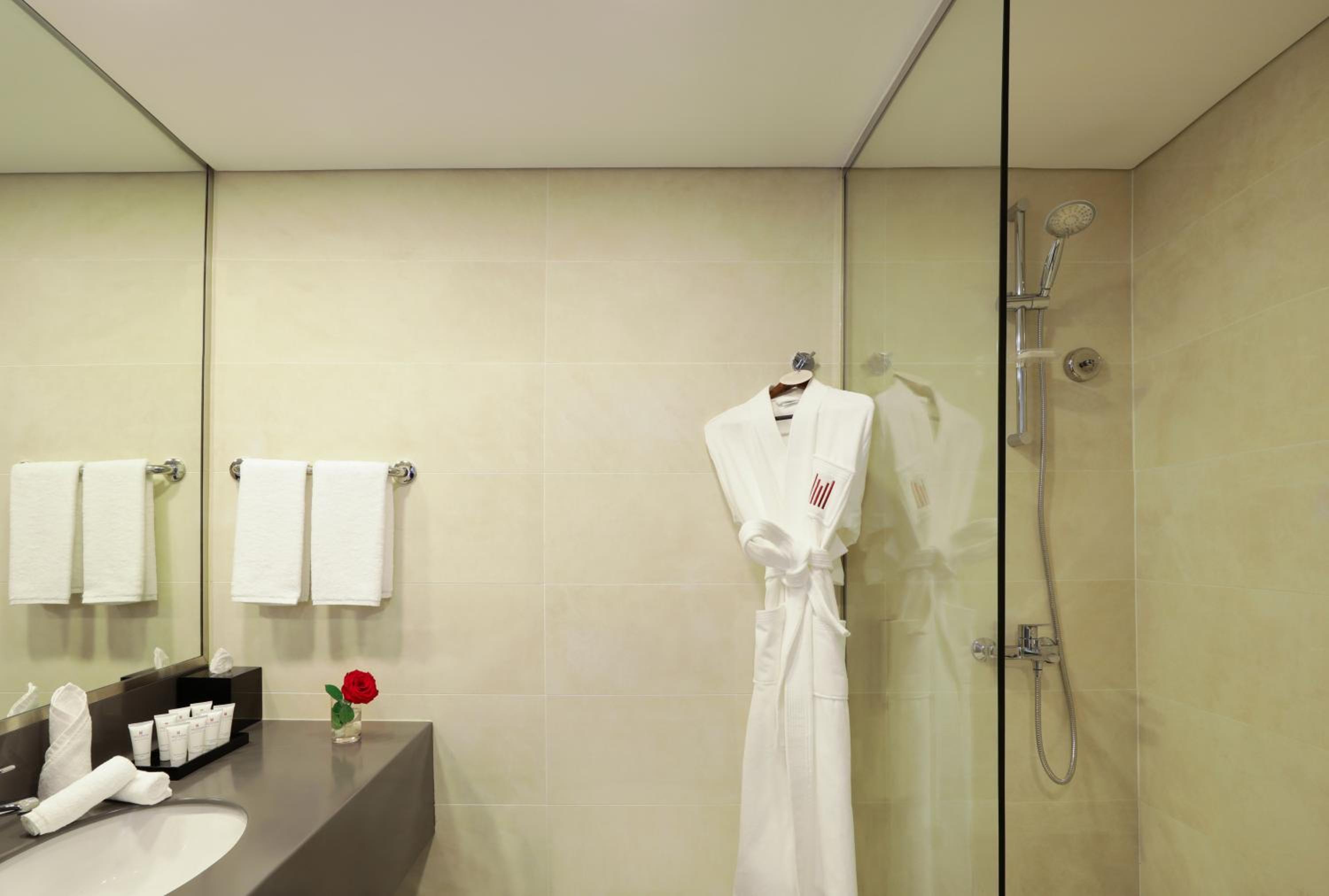 Superior King Room photo 2