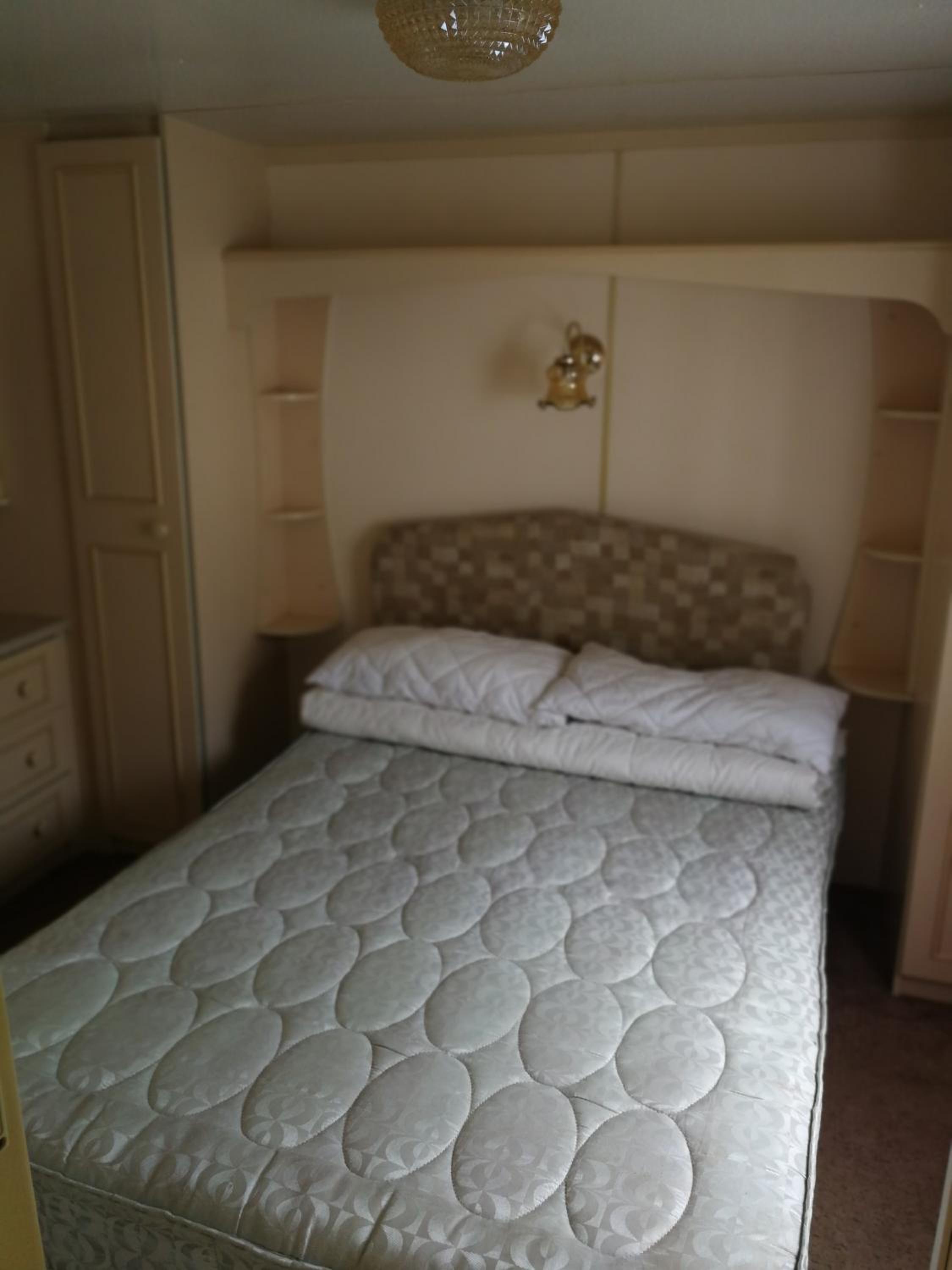 Standard Family Room - Photo 18