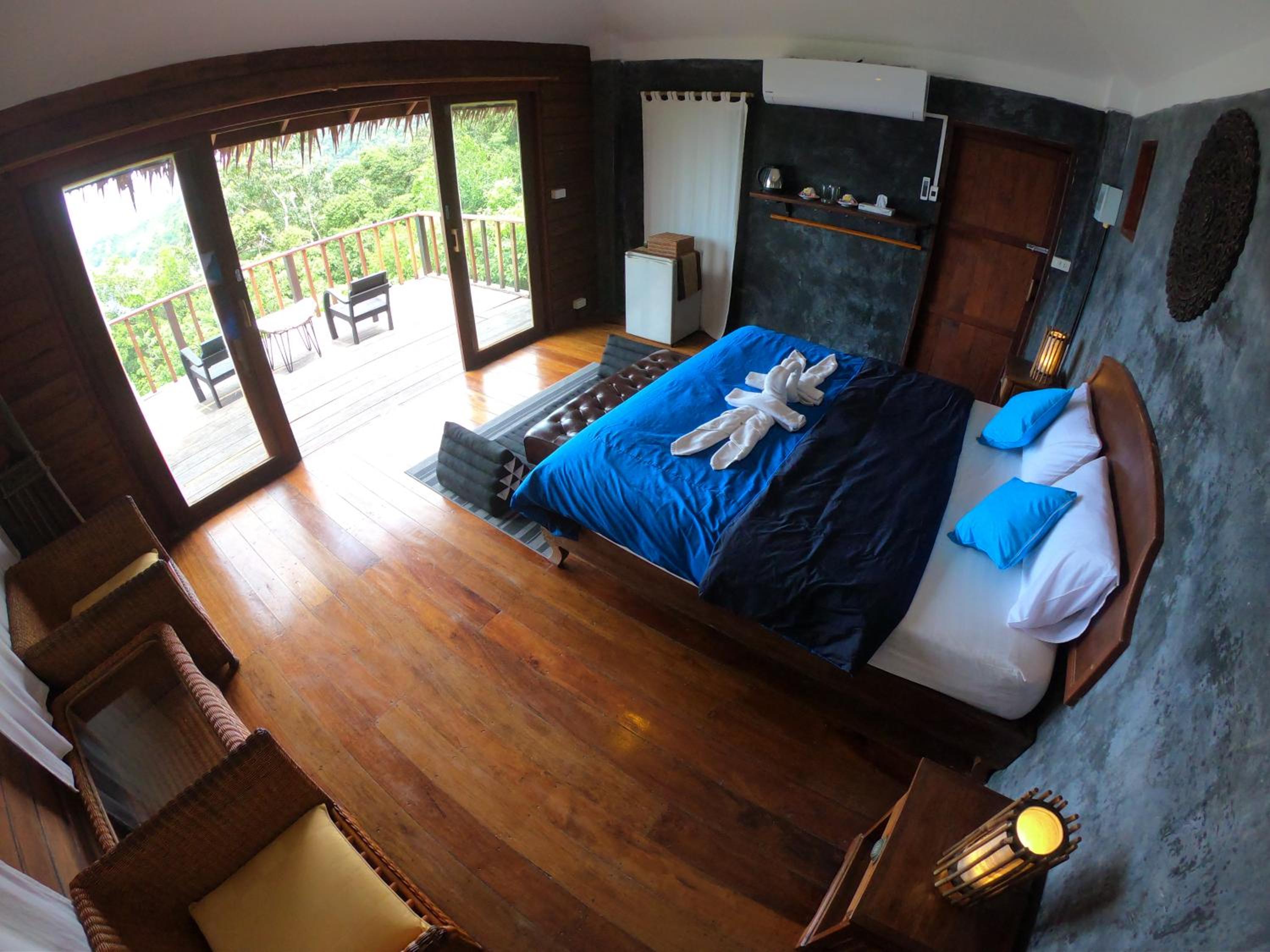 Master Sea View Bungalow with Balcony photo 1