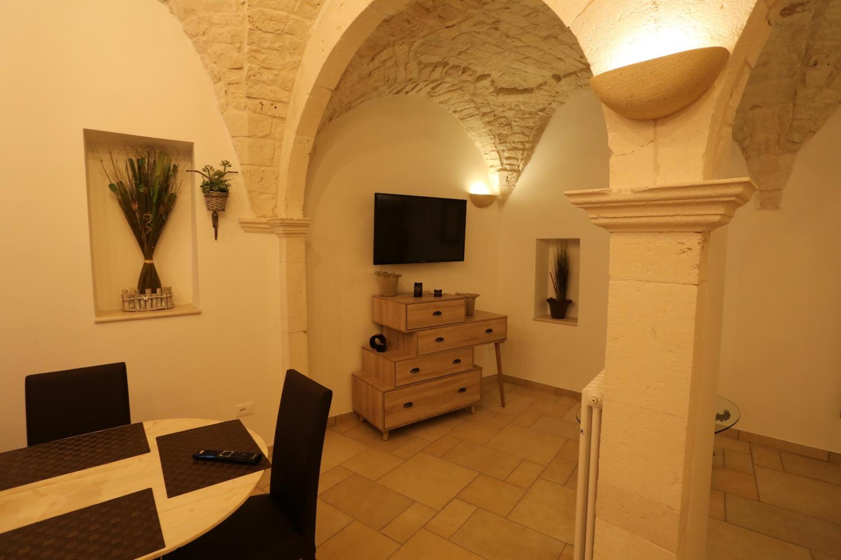 Apartment - Photo 25