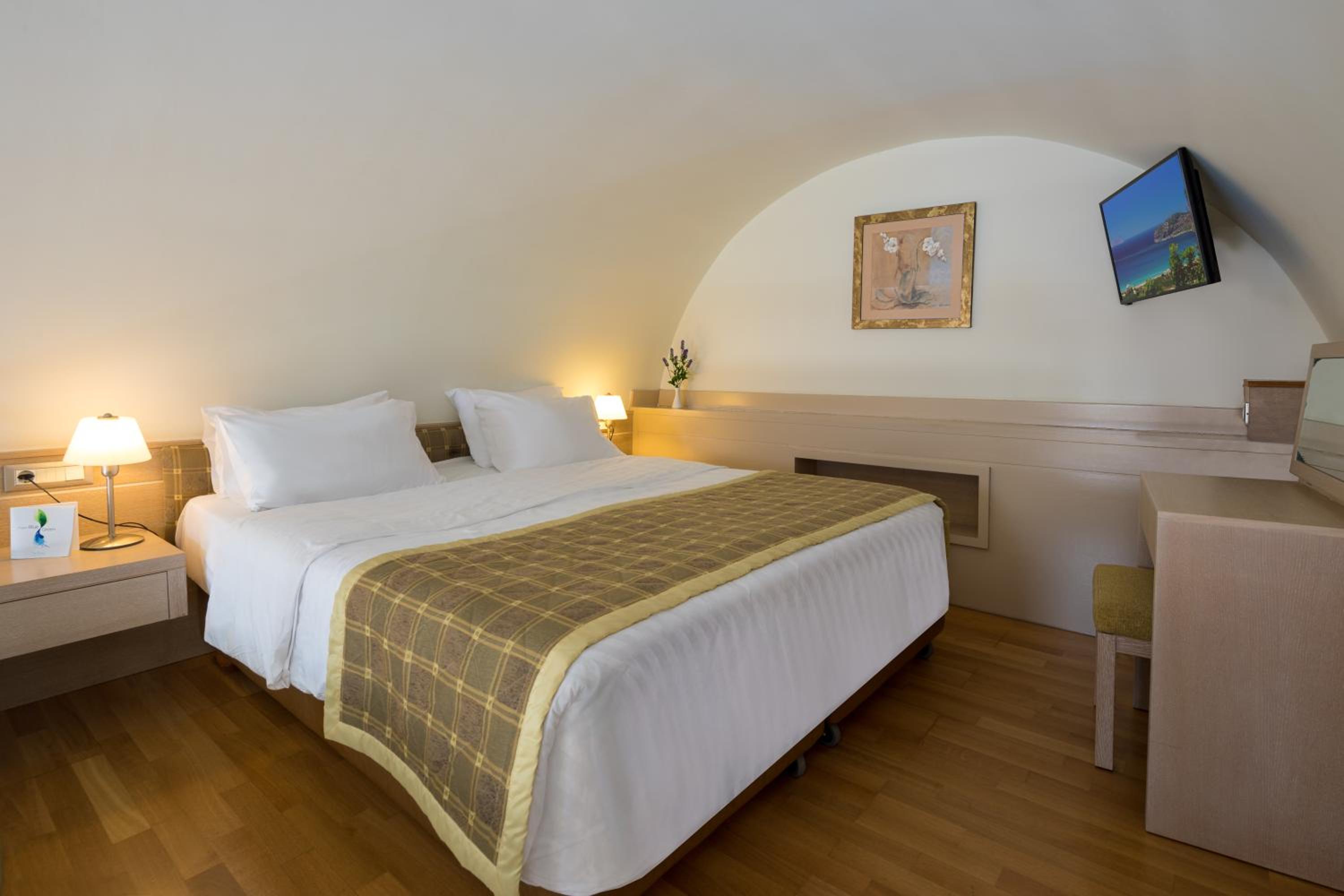 Junior Suite - Photo 1