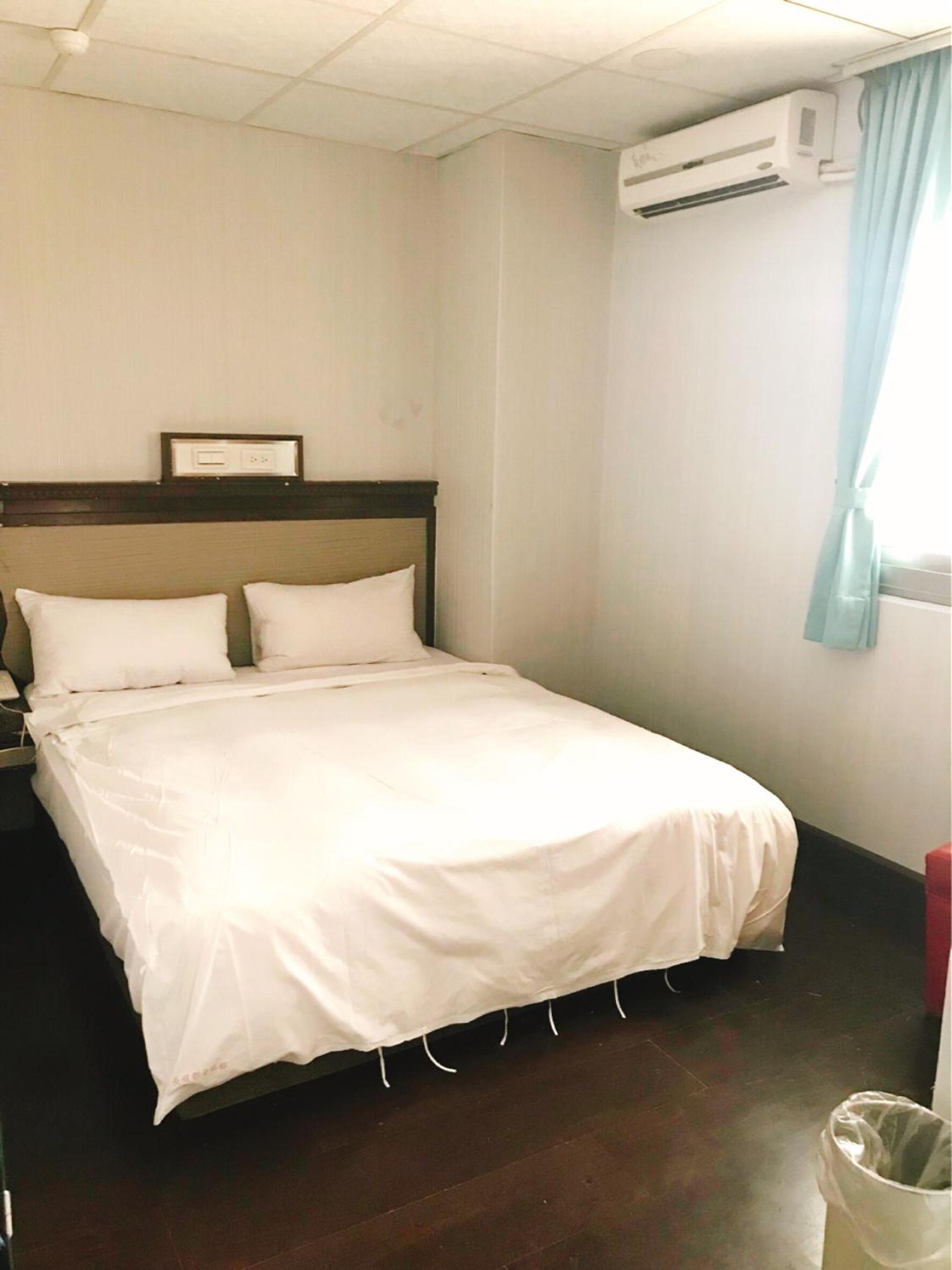 Standard Double Room photo 2
