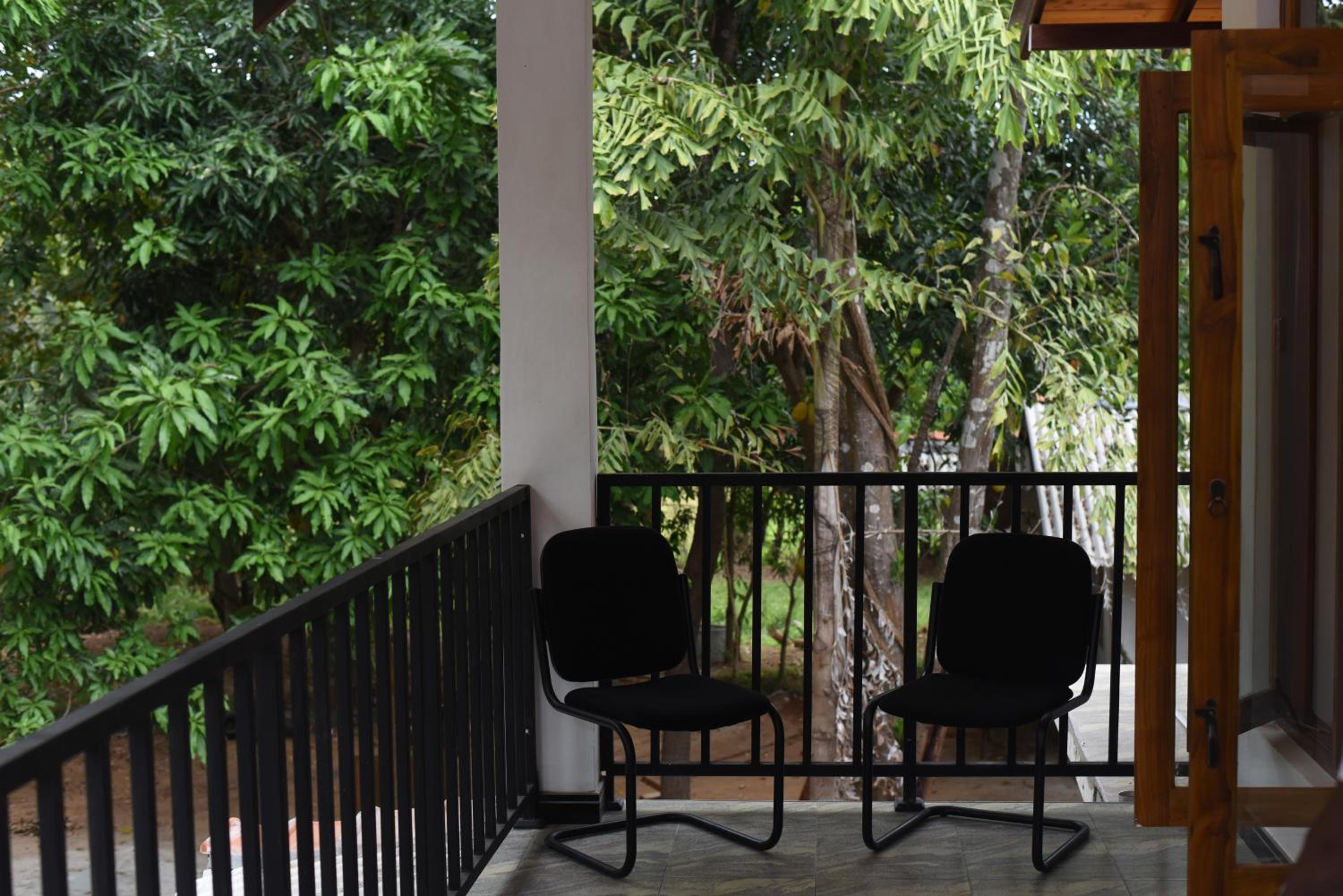 Standard Double or Twin Room with Balcony photo 2