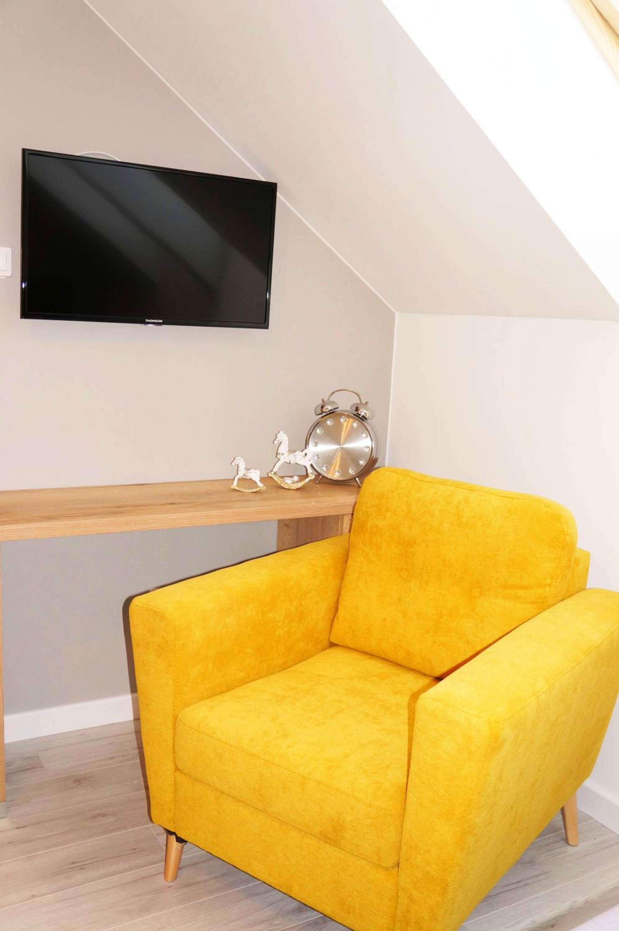 Deluxe Double Room with Shower - Photo 1