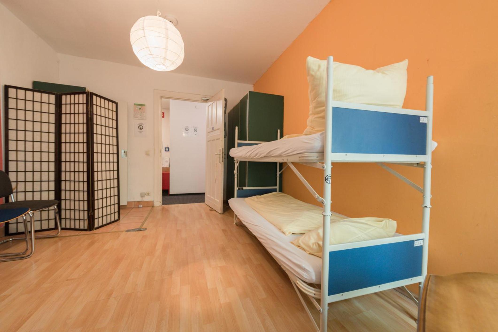 Bed In 4-Bed Dormitory Room photo 2