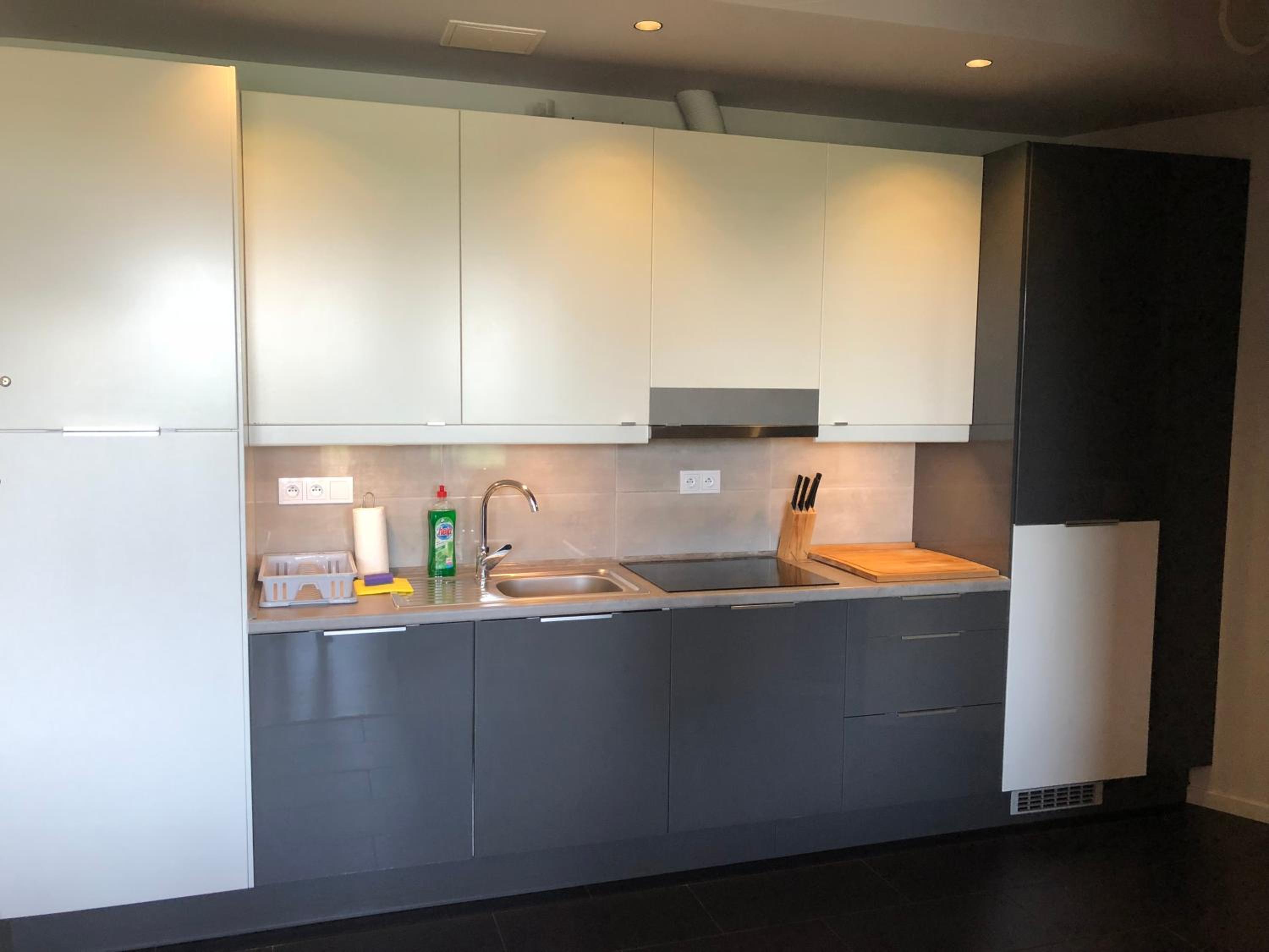 Three-Bedroom Apartment (1 - 10 Adults) - Photo 34