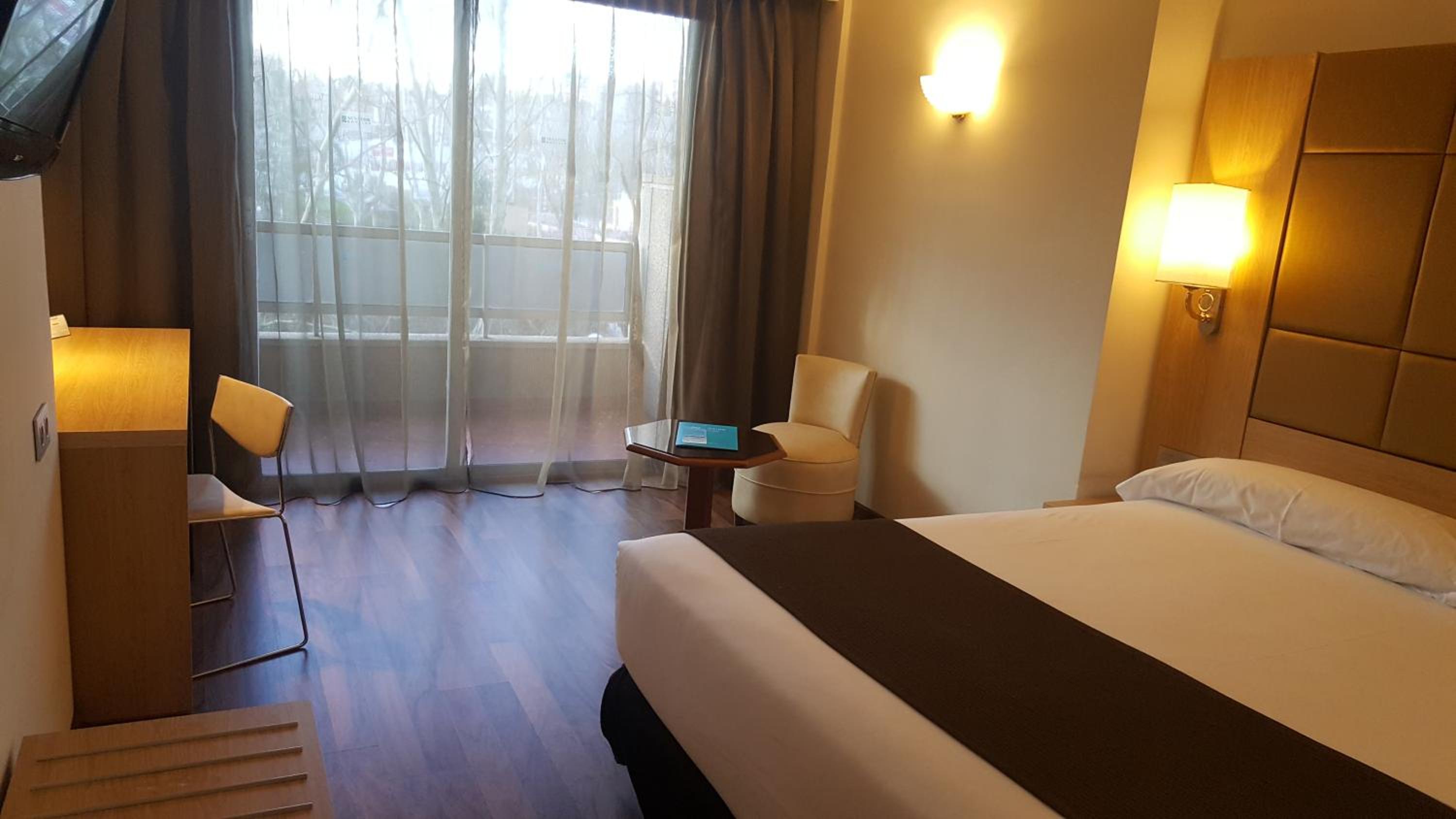 Two Double or Twin Rooms Connected photo 3