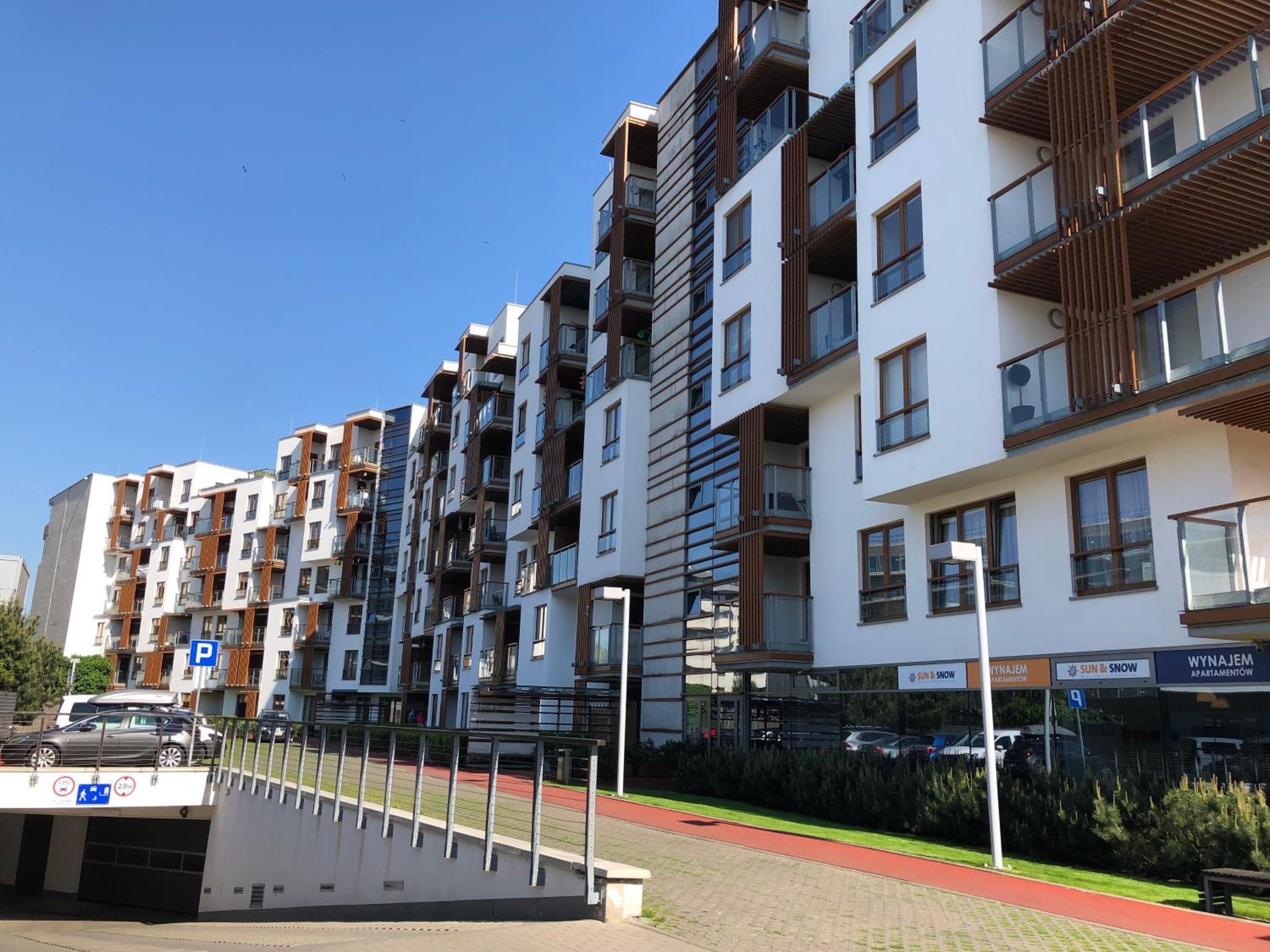 Three-Bedroom Apartment (1 - 10 Adults) - Photo 41