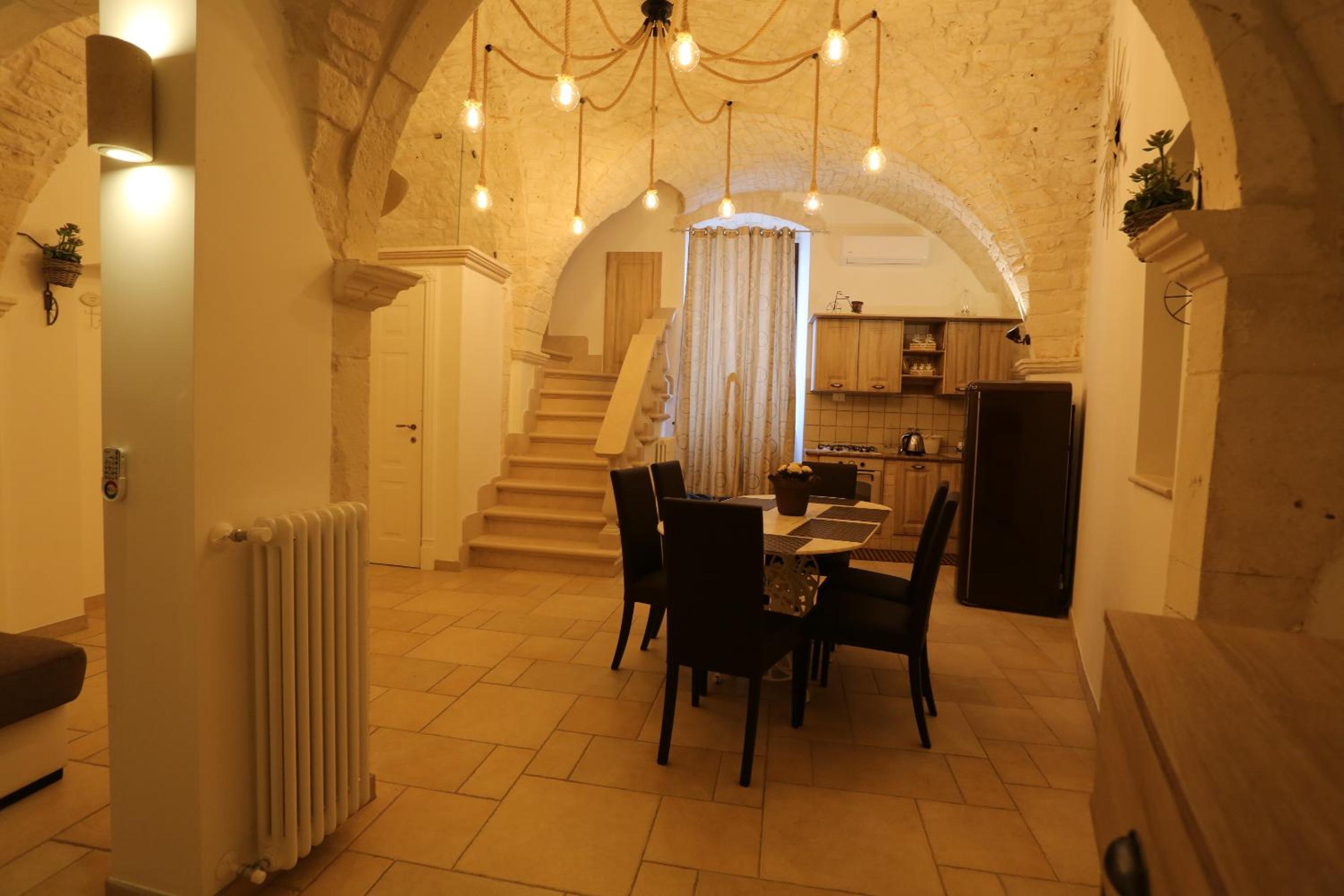 Apartment - Photo 4