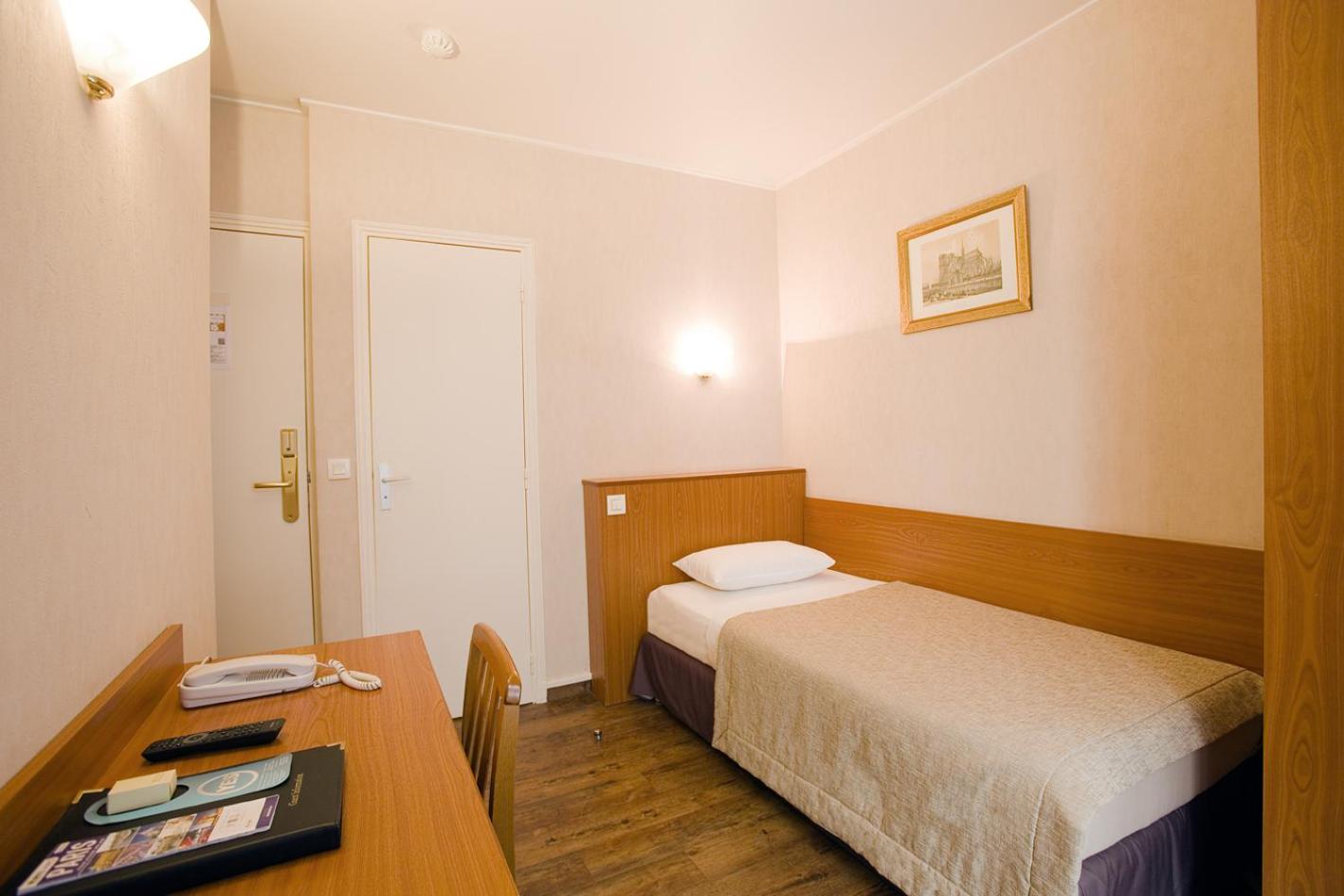 Single Room photo 1