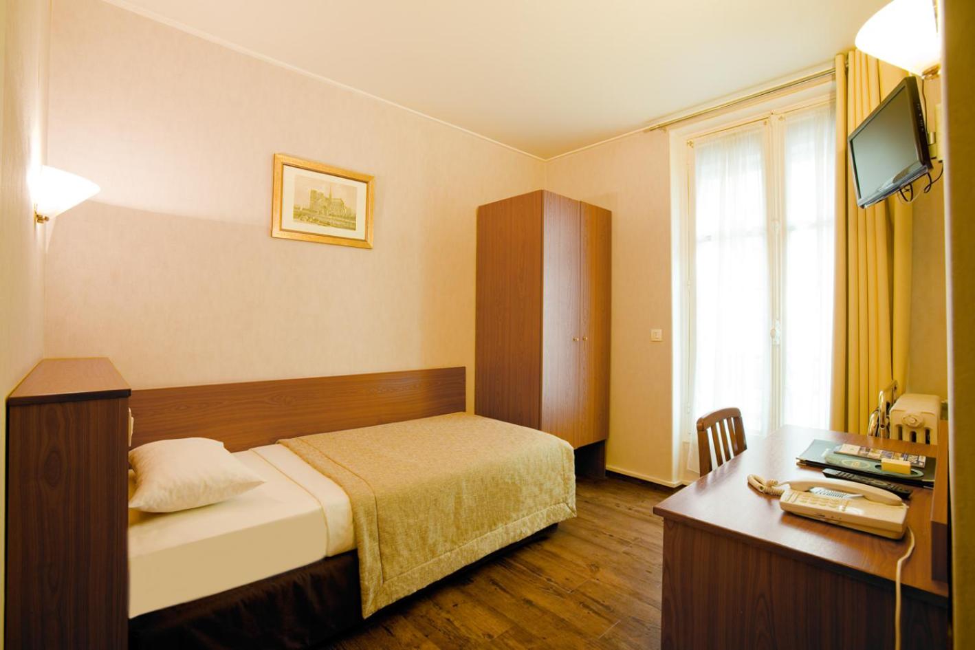 Single Room photo 3