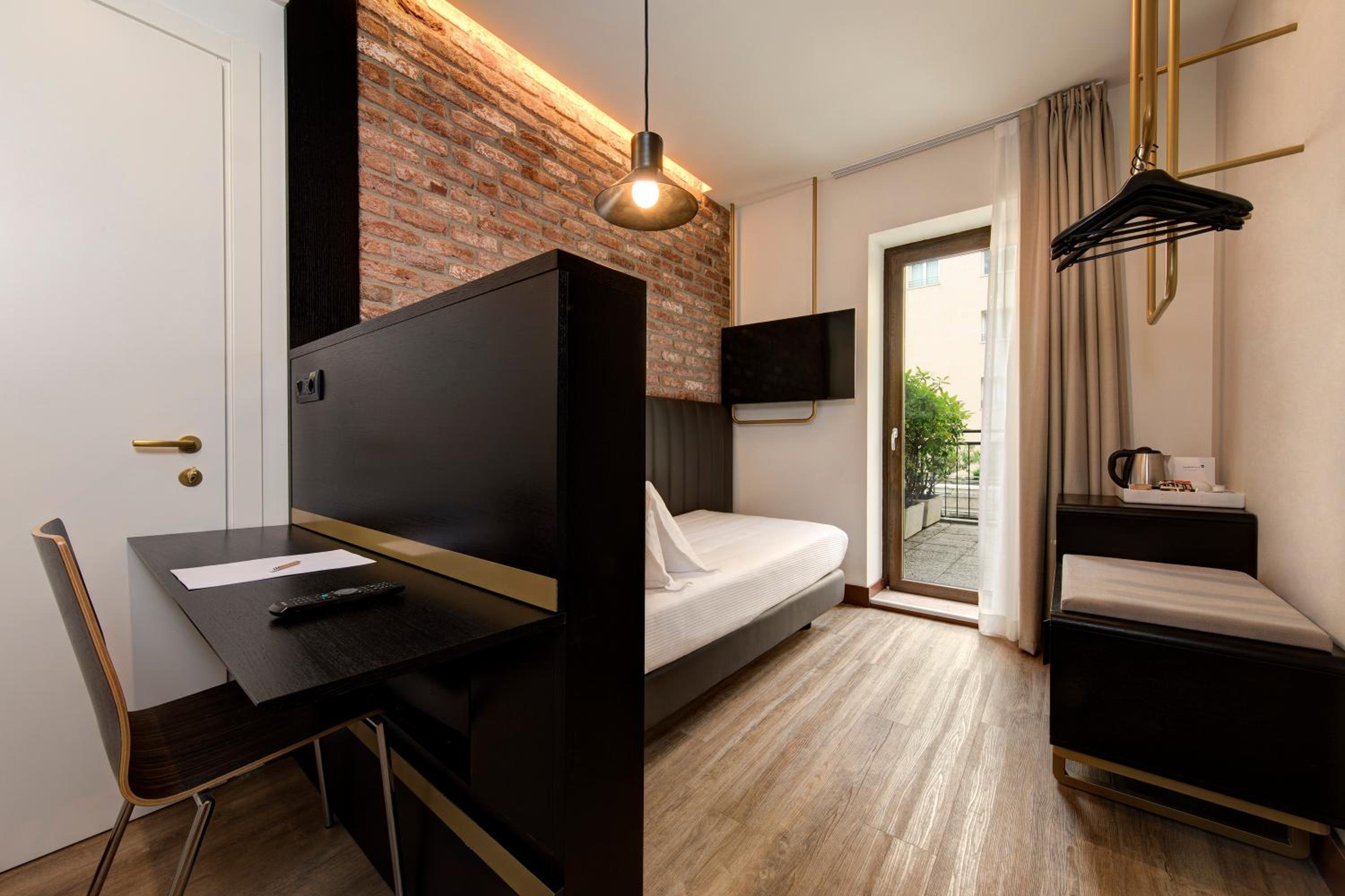 Superior Single Room photo 3