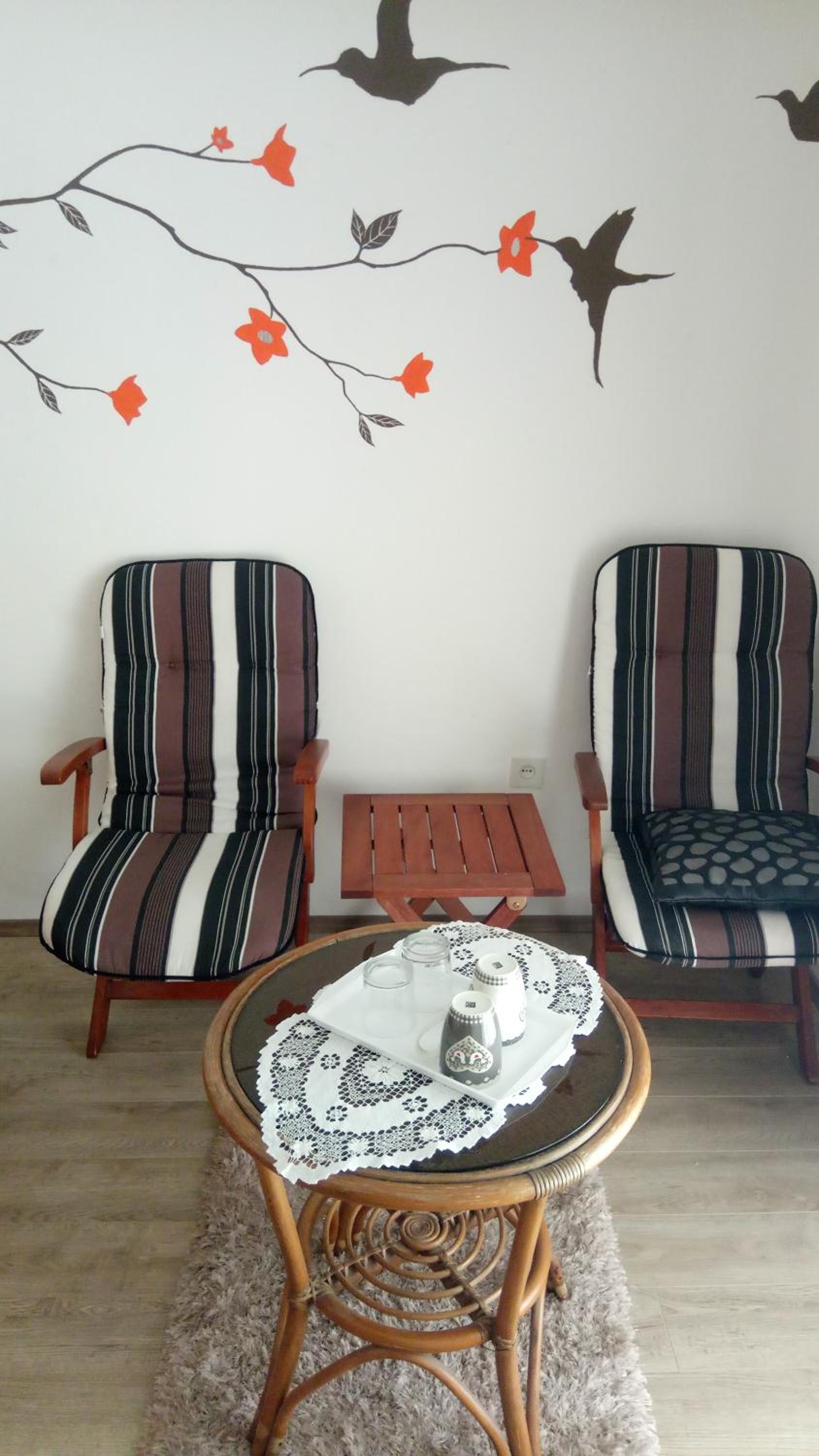 Family Room with Balcony (5 Adults) (no kitchen) - Photo 3