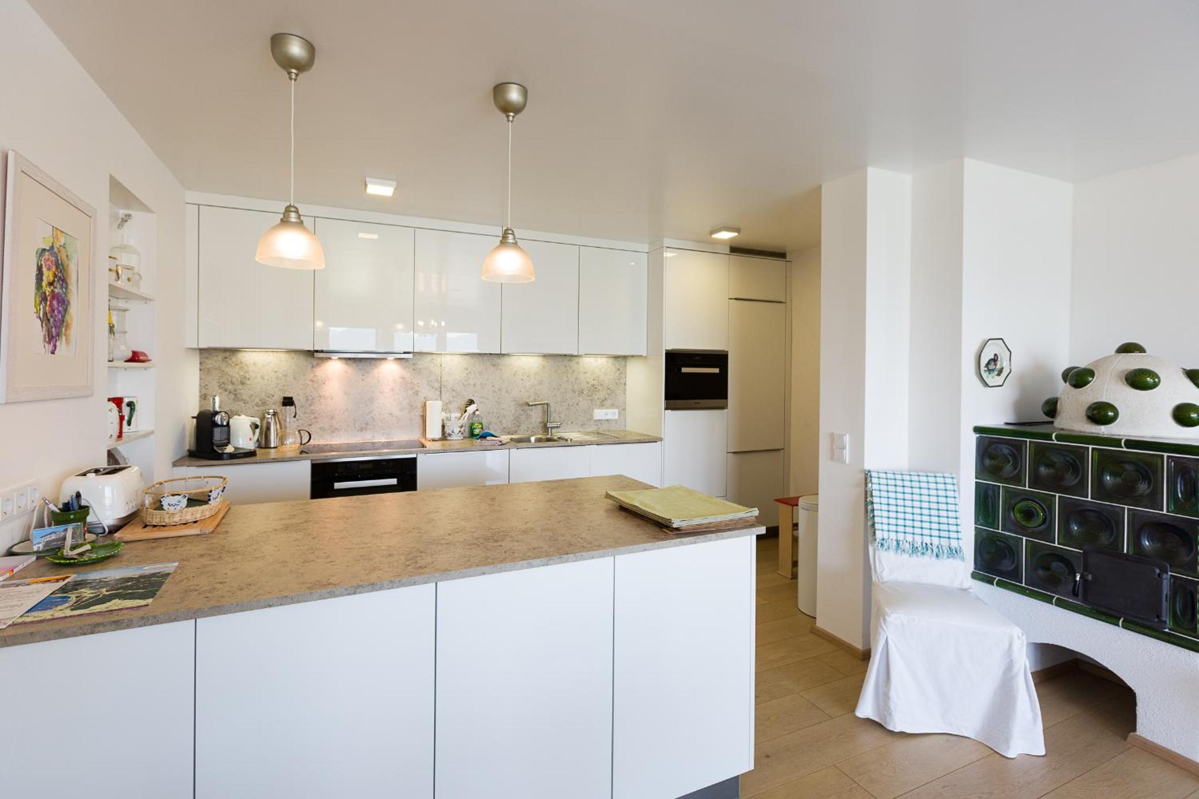Garden Apartment with Lake View photo 3