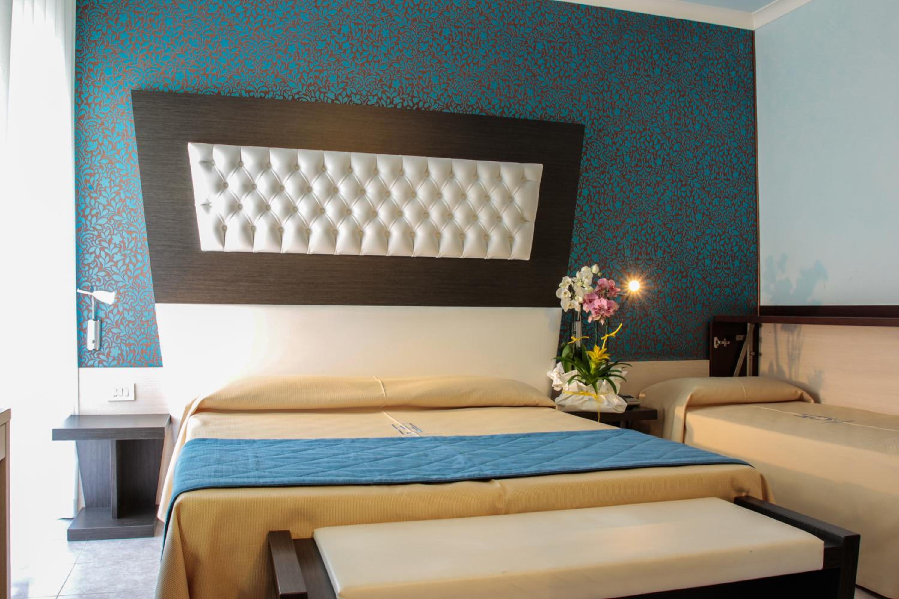 Triple Room with Balcony photo 3