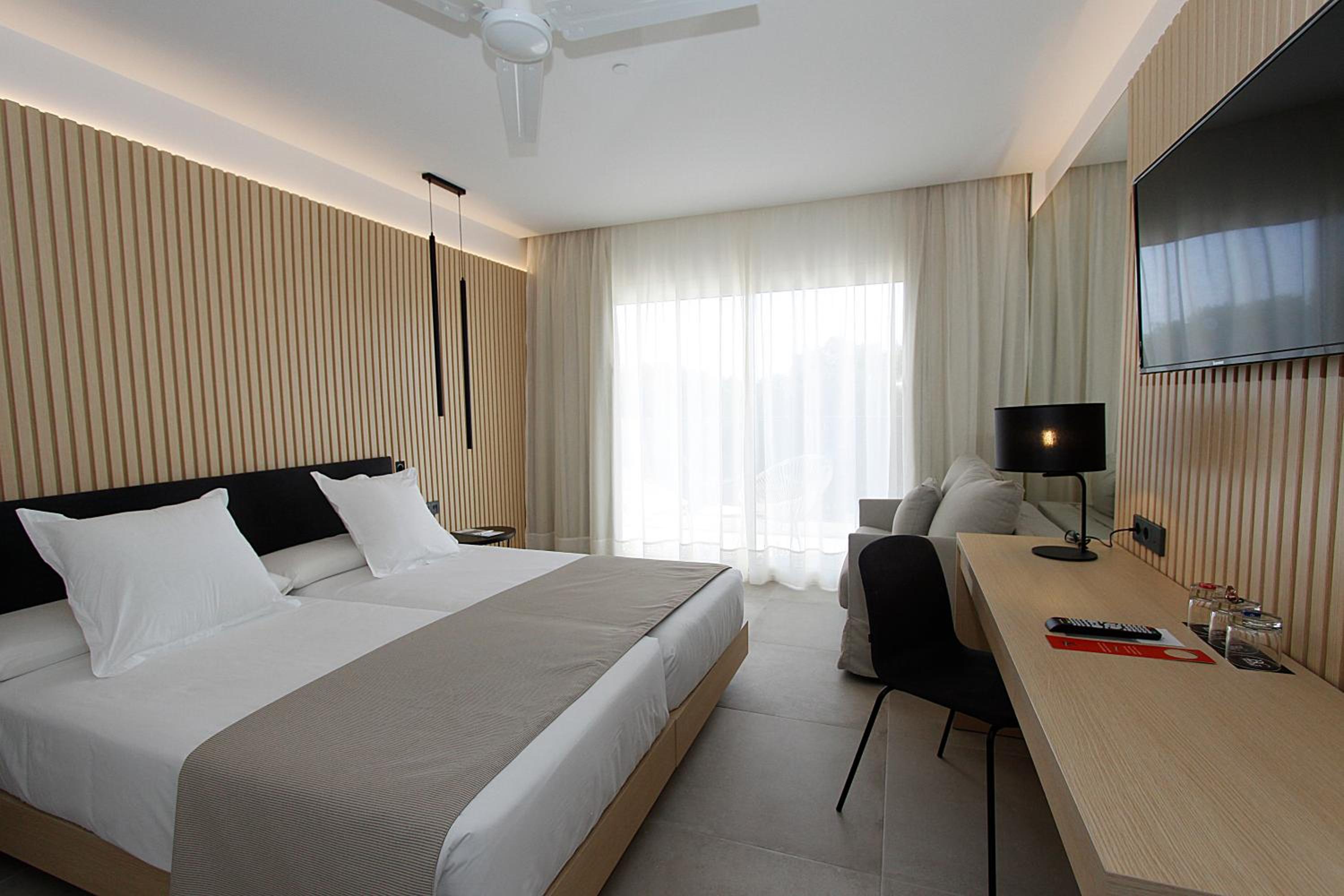 Triple Room (2 Adults + 1 Child)