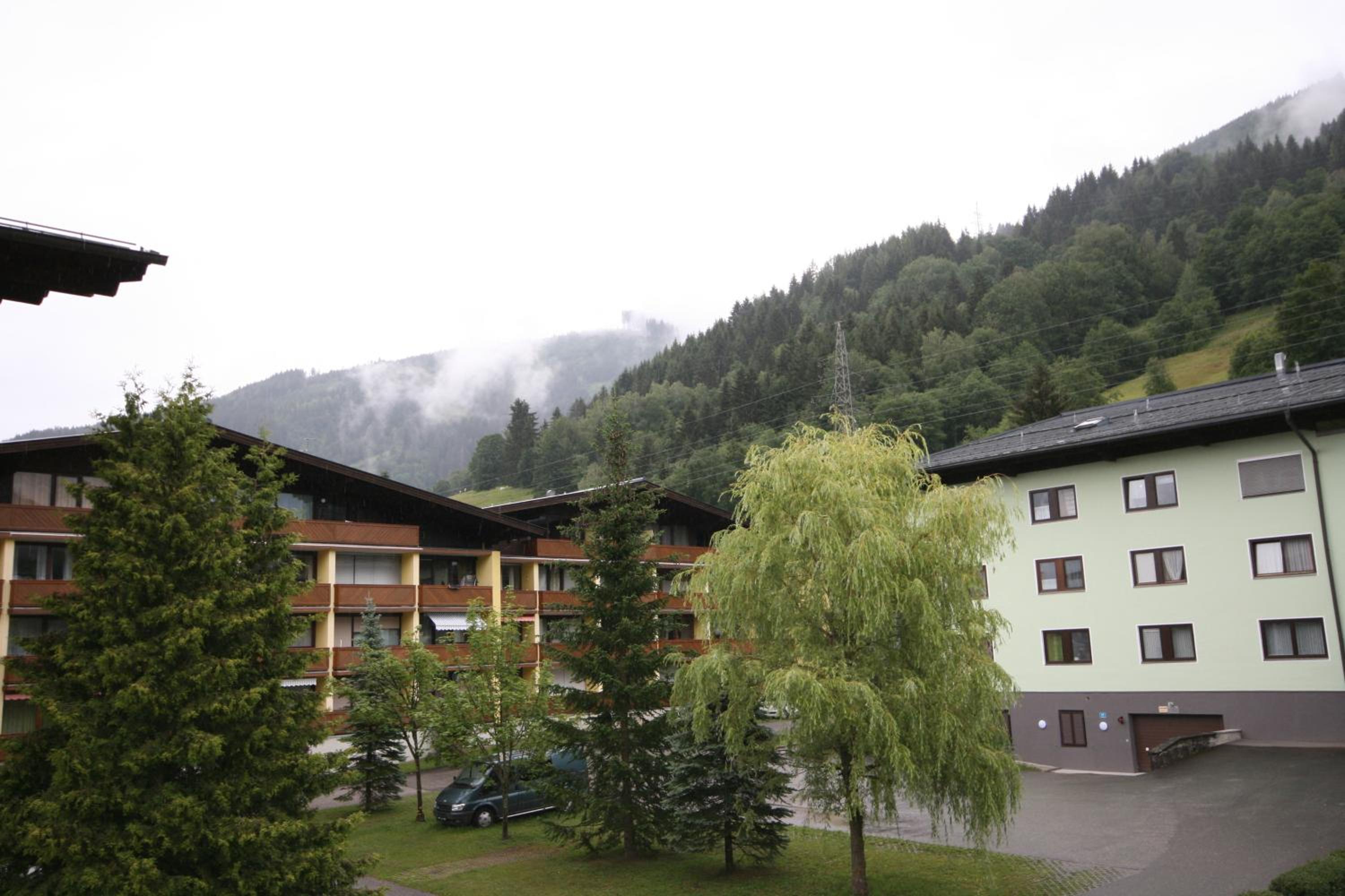 Standard One-Bedroom Apartment with Balcony - Photo 15