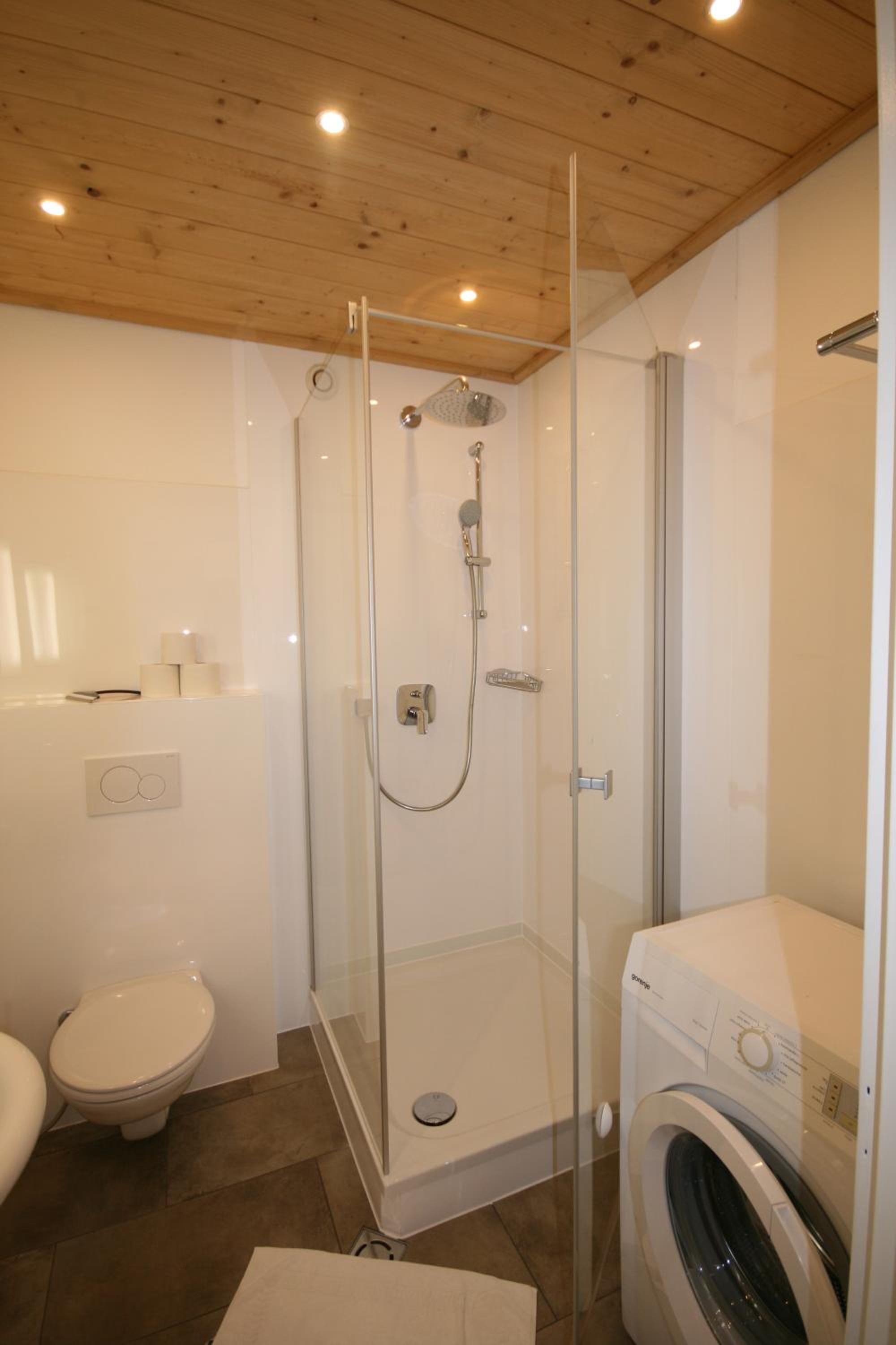 Standard One-Bedroom Apartment with Balcony - Photo 7