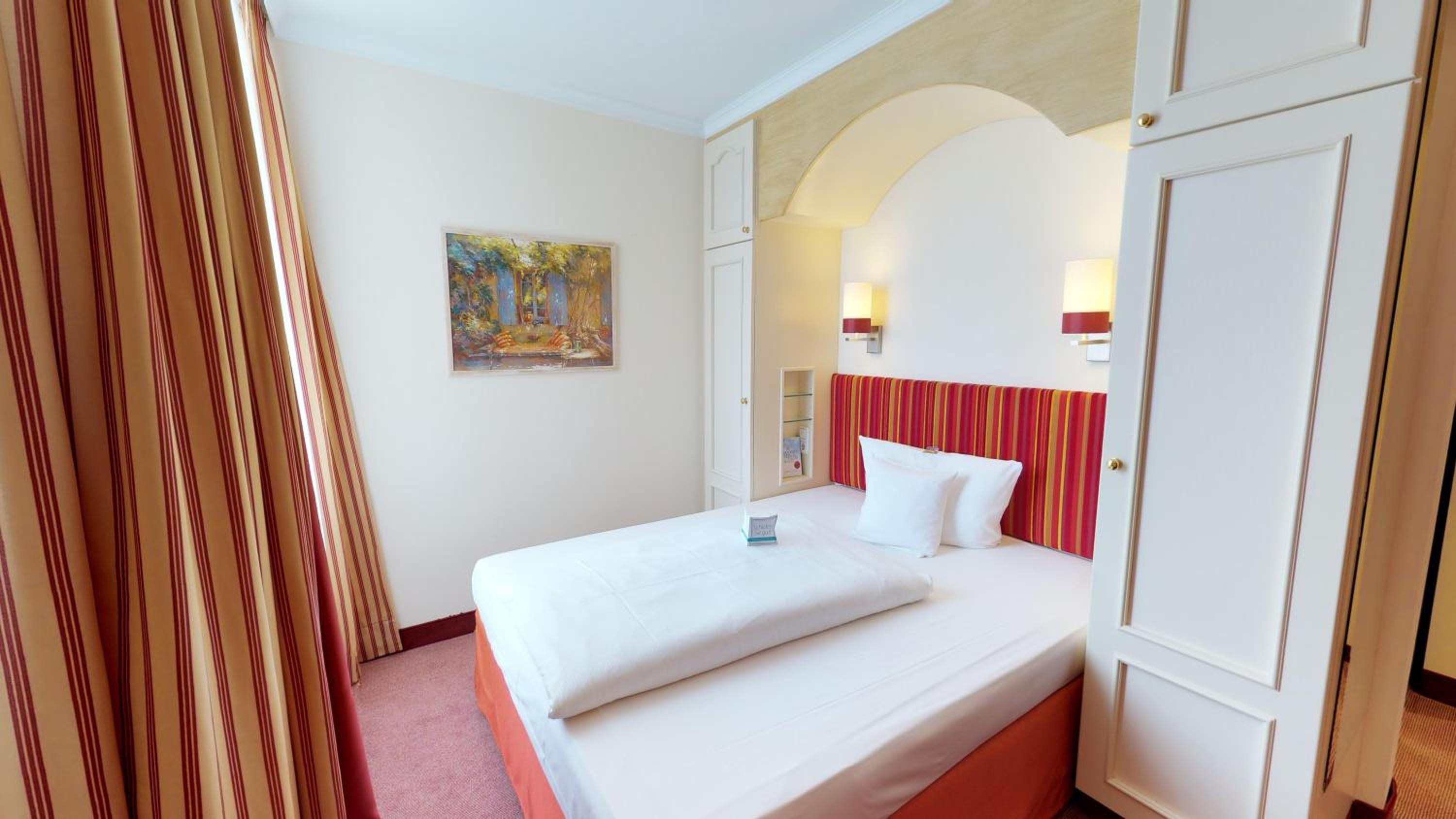 Standard Double Room photo 1