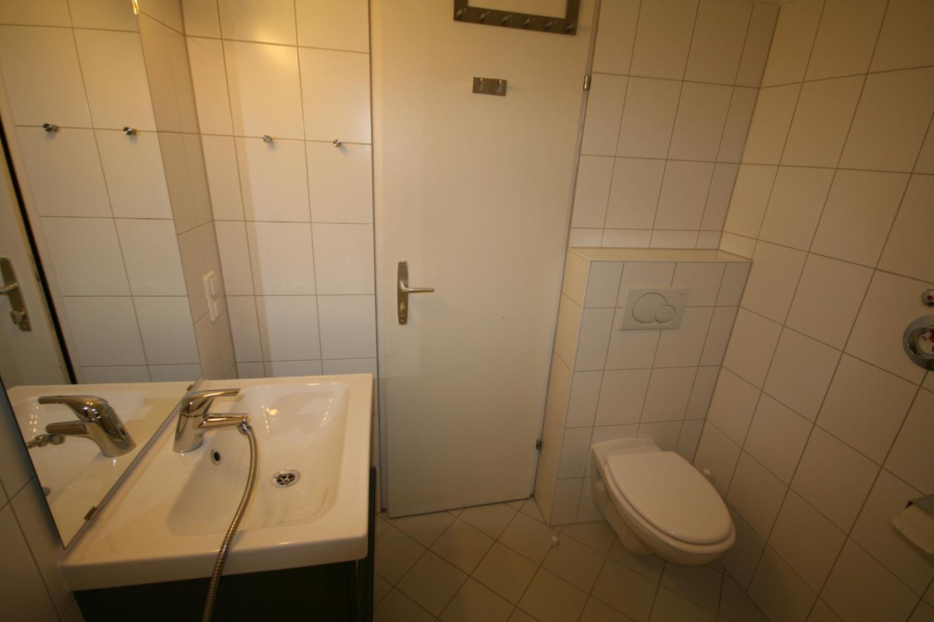 Deluxe Studio Apartment - Photo 3