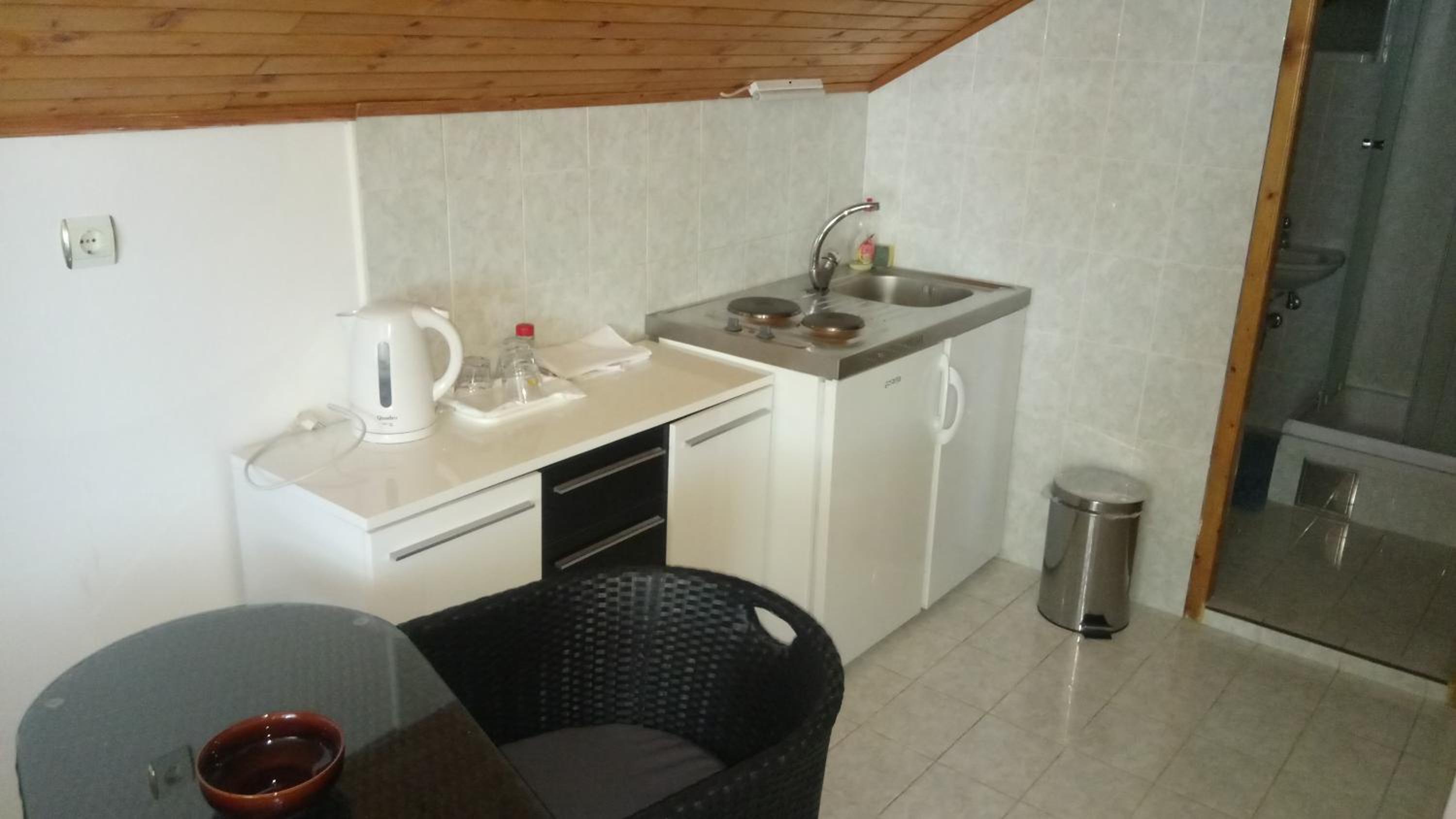 Studio with Balcony (3 Adults)  - Photo 13