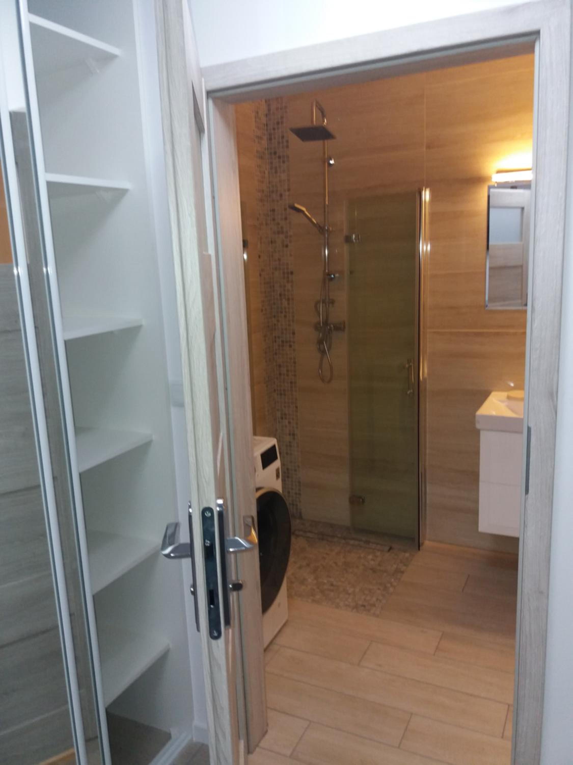 Deluxe Apartment - Photo 20