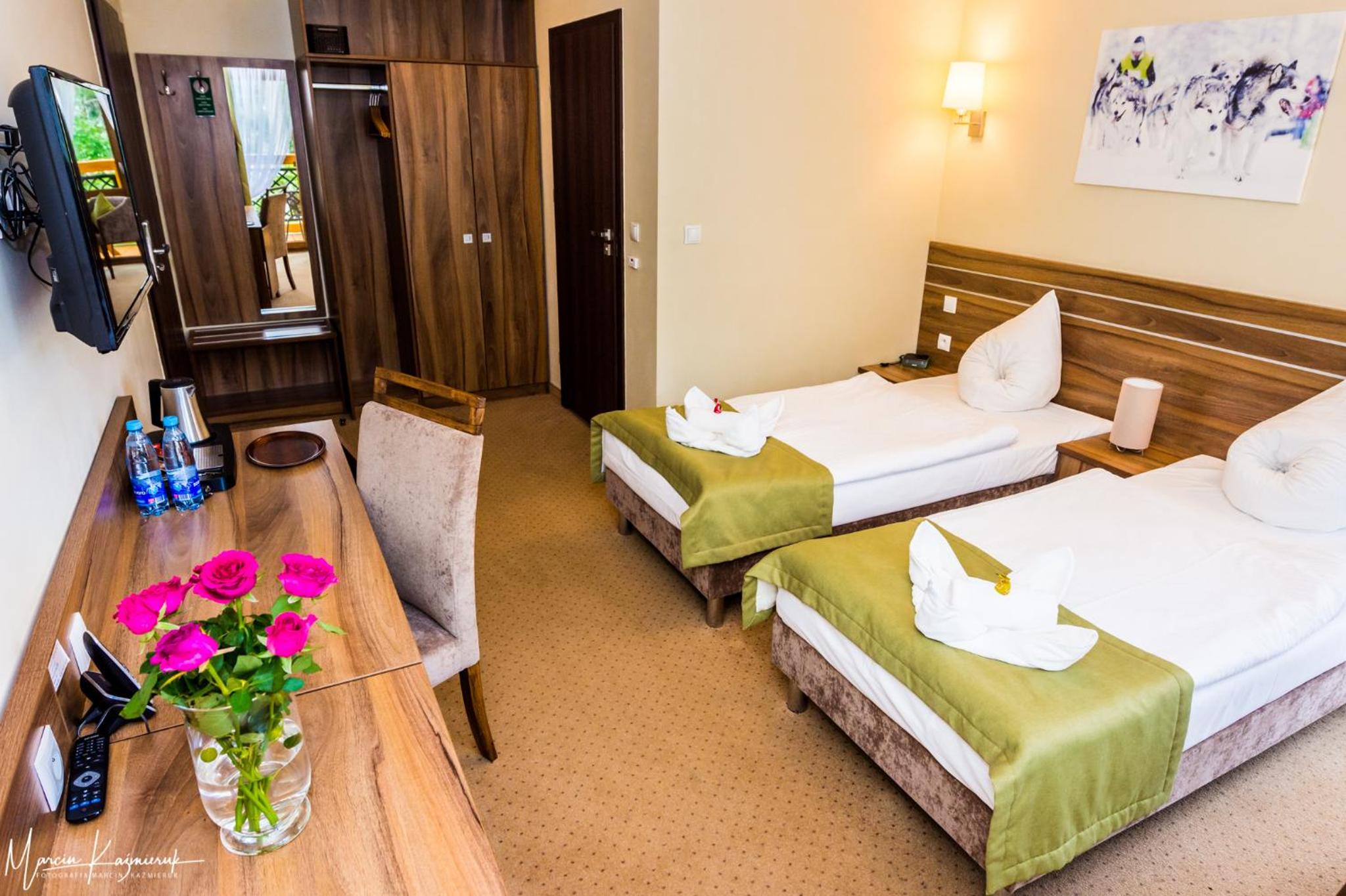 Twin Room with Balcony or Terrace - Photo 1