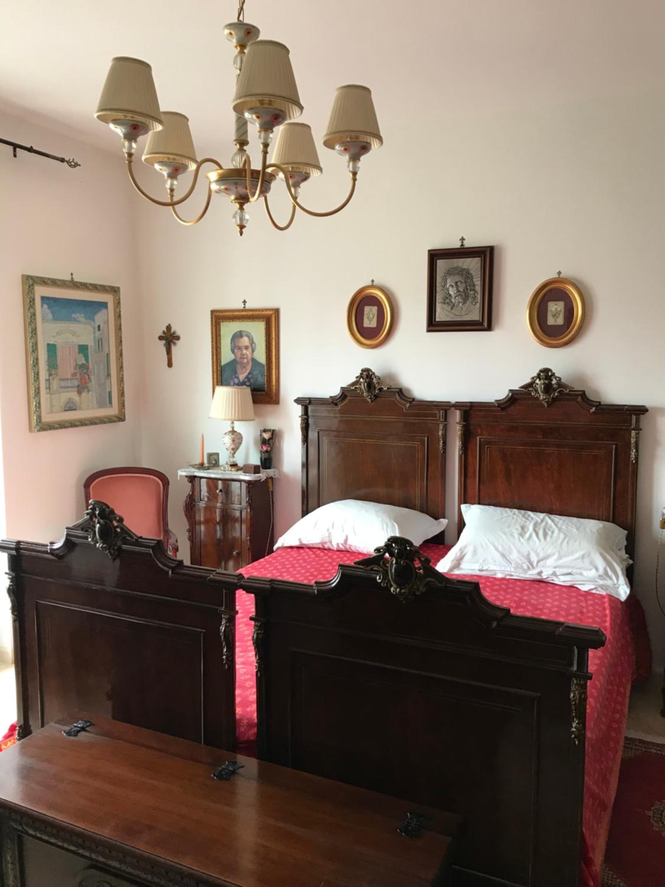King Room with Balcony - Photo 1