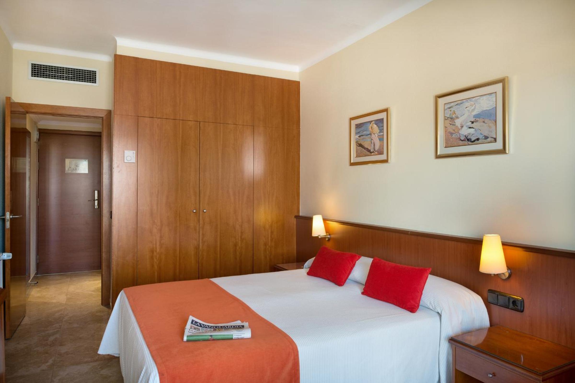 Habitación Doble Estándar con Vistas Laterales al Mar y Acceso al Spa