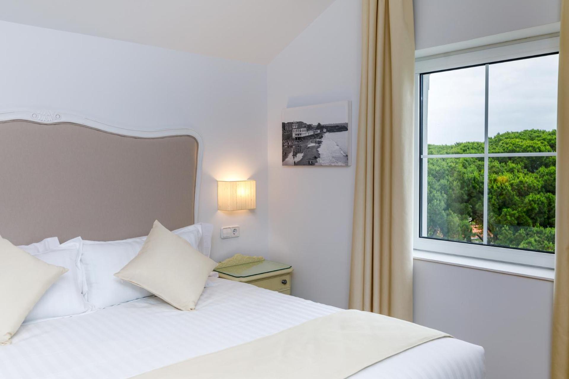 Superior Double or Twin Room with Terrace photo 2