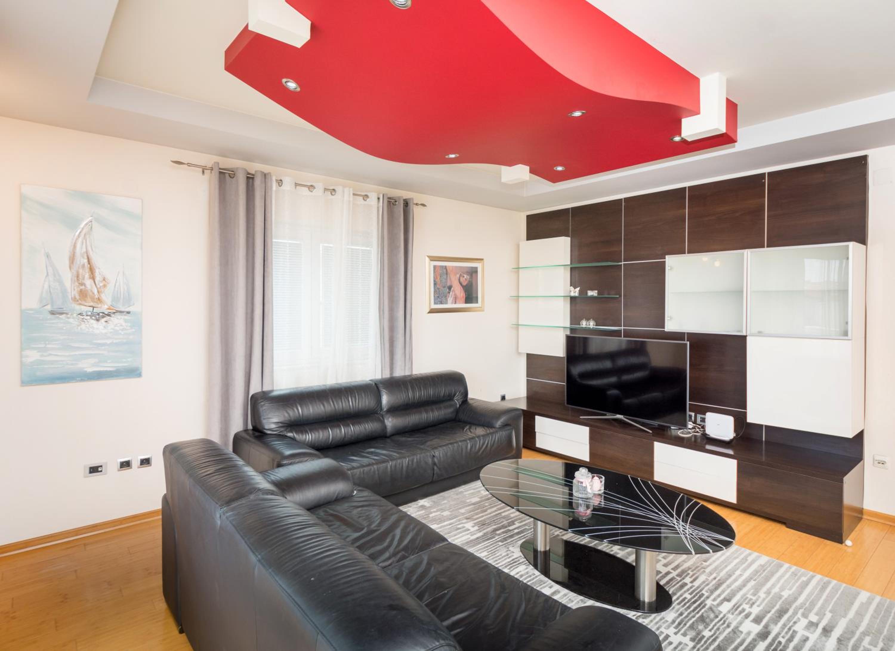 Two-Bedroom Apartment with Balcony and Sea View