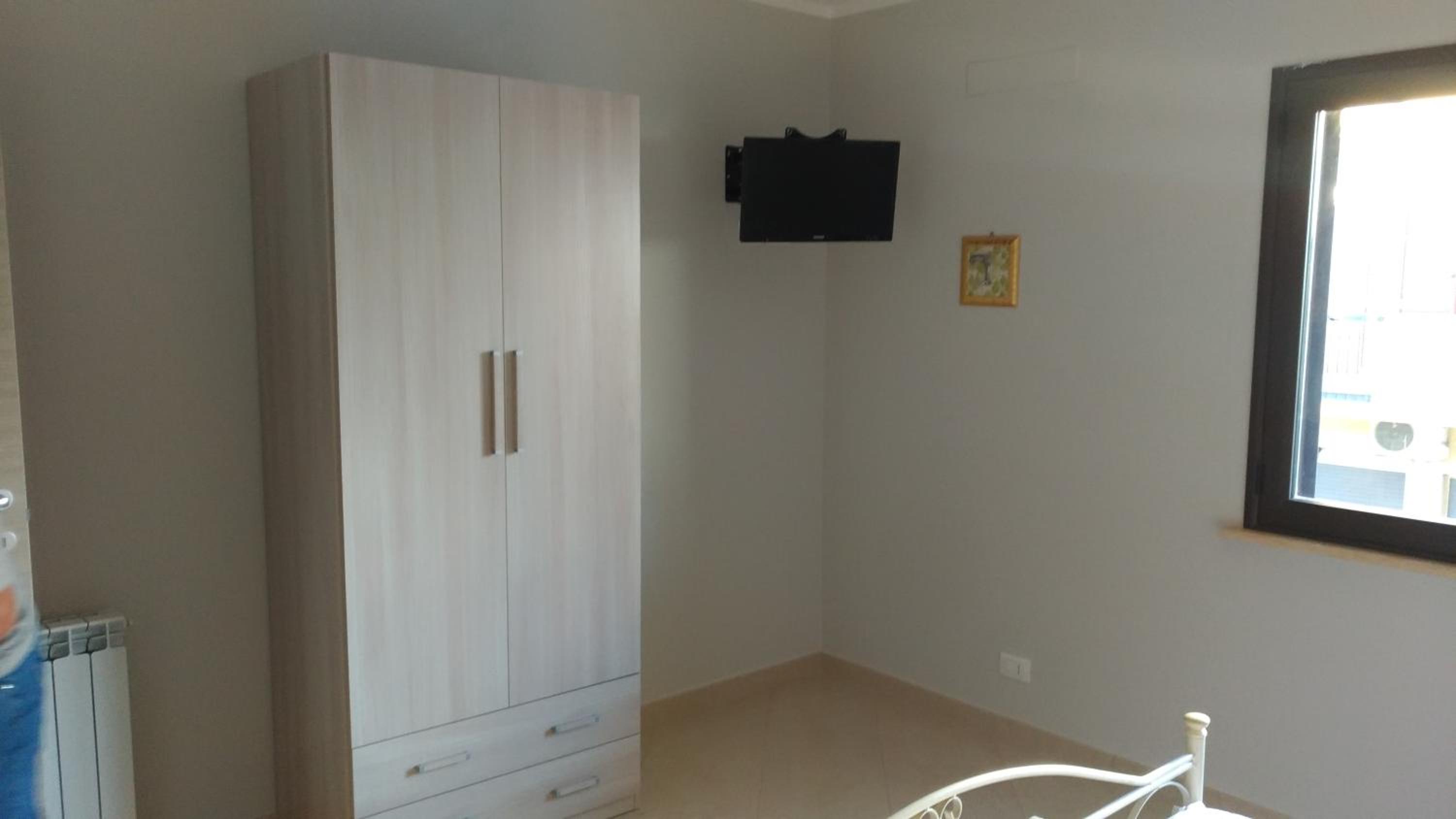 Double Room - Photo 5