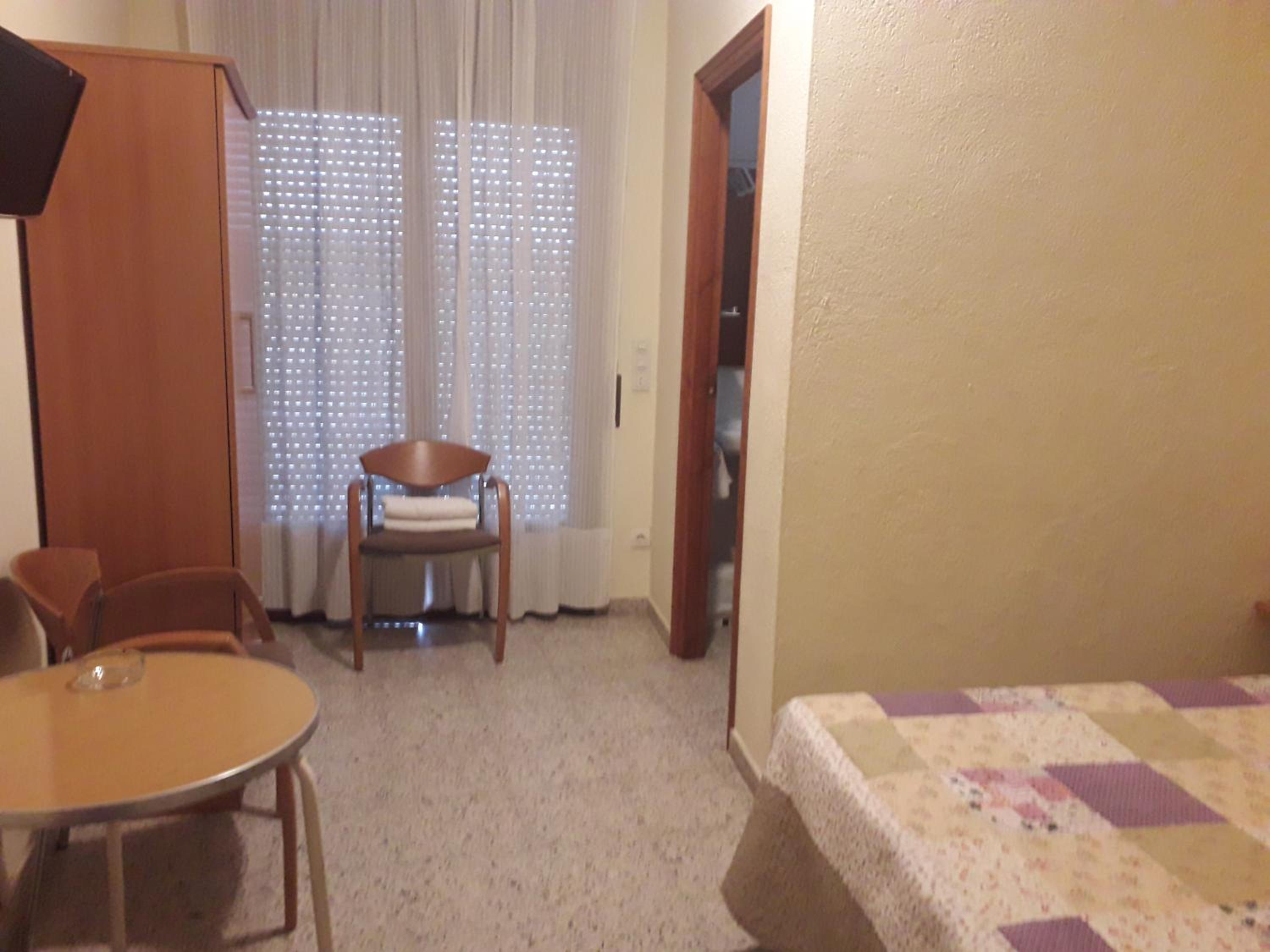 Double or Twin Room - Photo 1